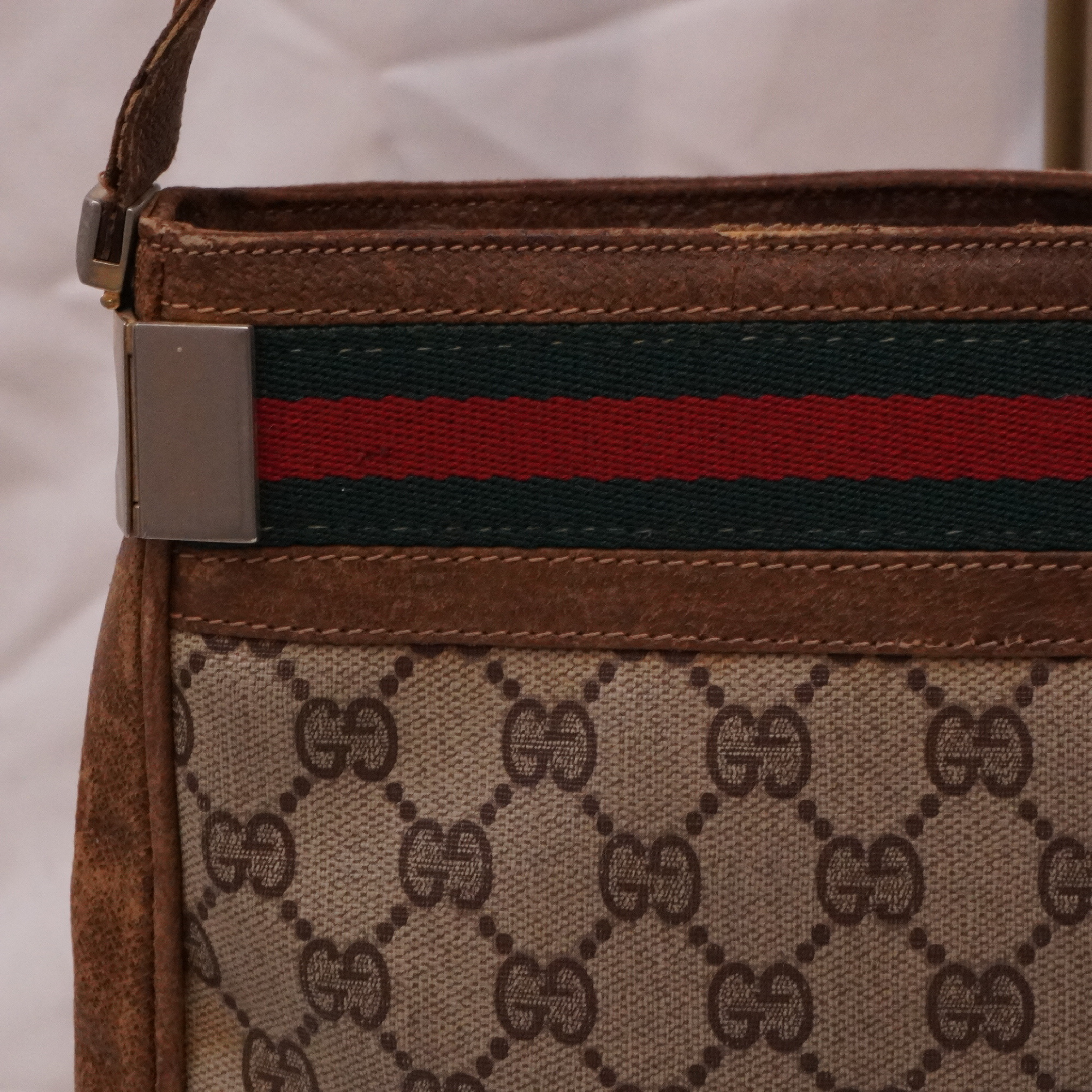 GG Sherry Shoulder Bag — view 9