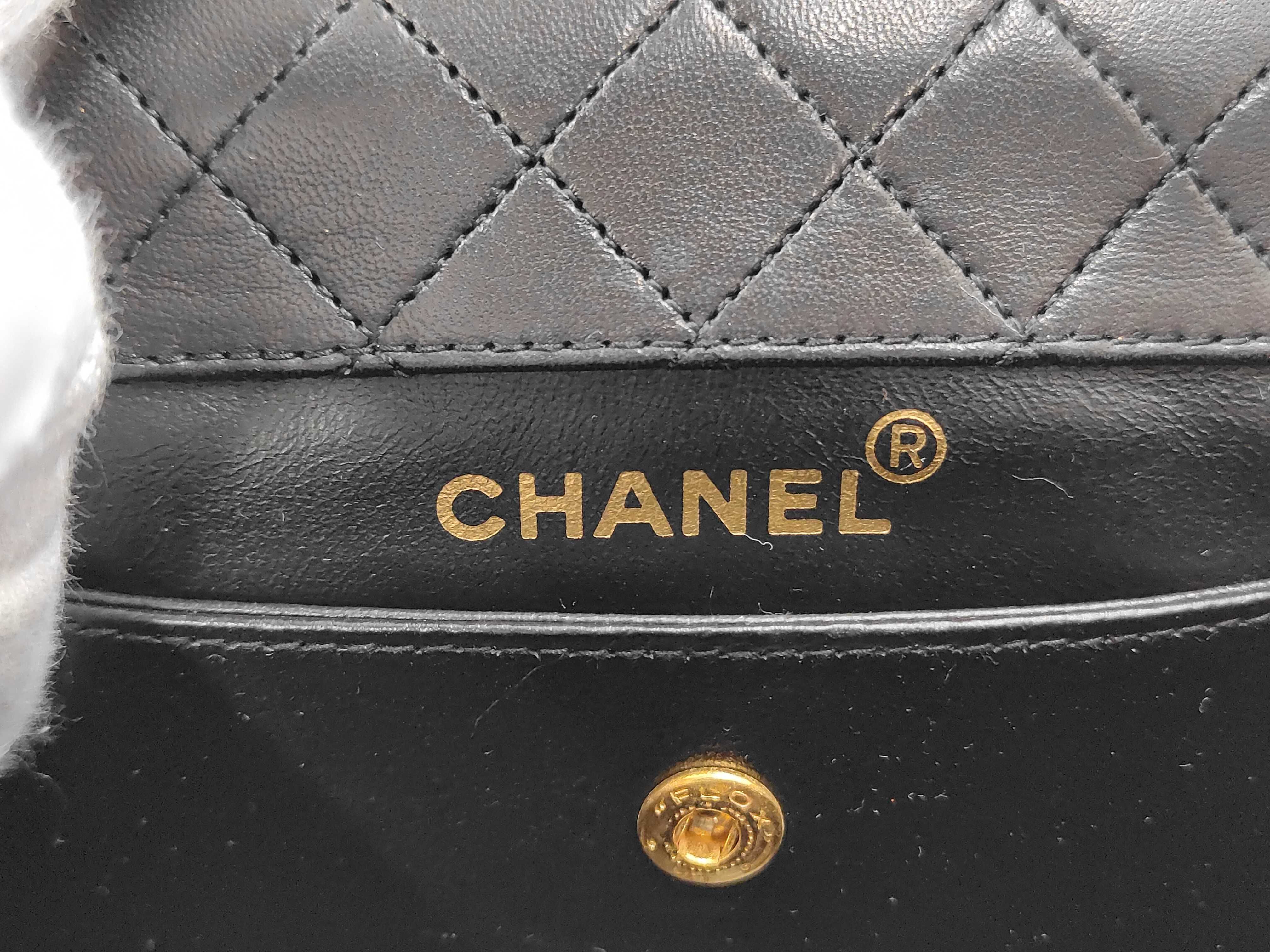 Lambskin Bicolor Chain Turnlock Shoulder Bag (Series 1) — view 11