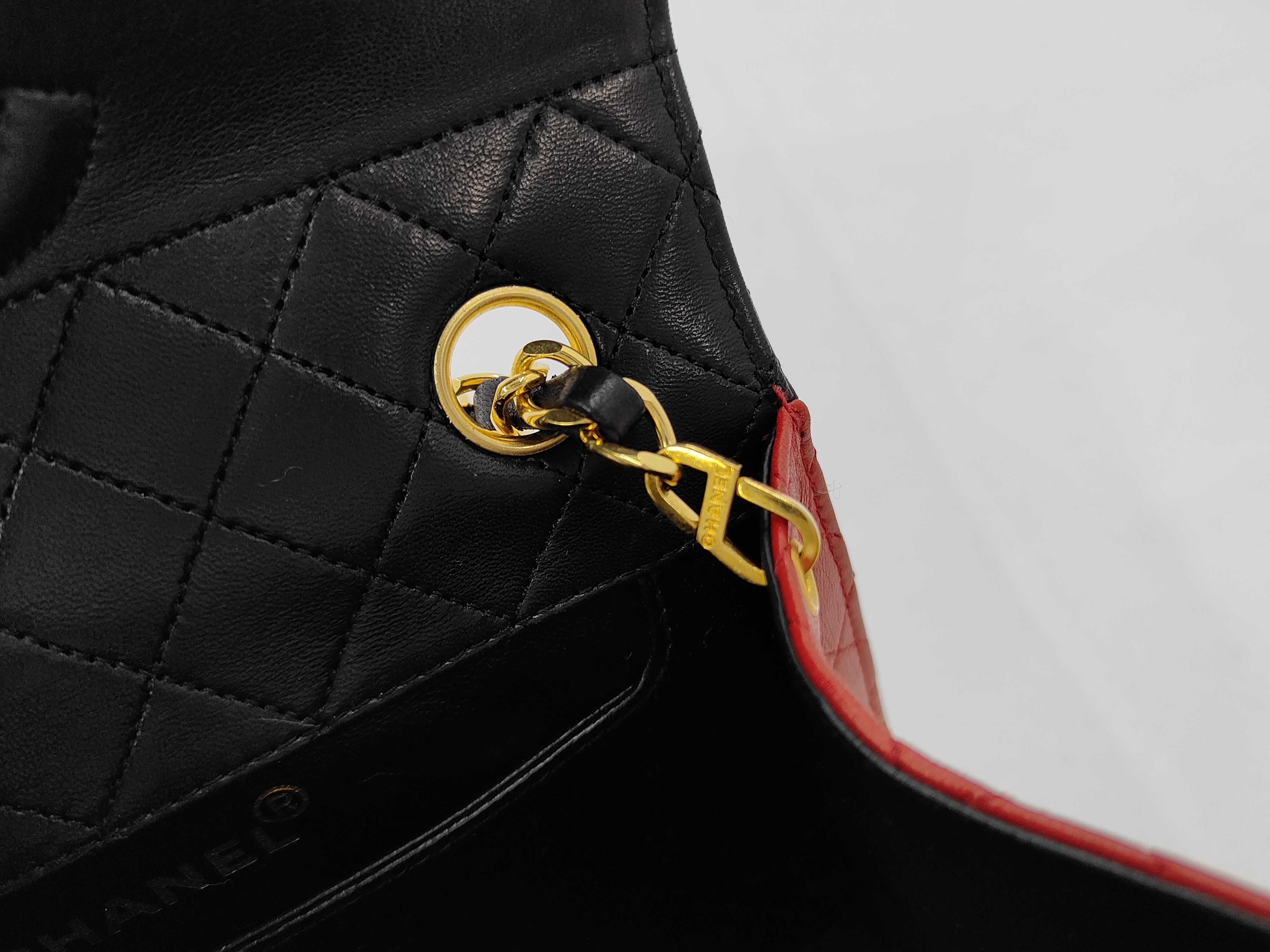 Lambskin Bicolor Chain Turnlock Shoulder Bag (Series 1) — view 9