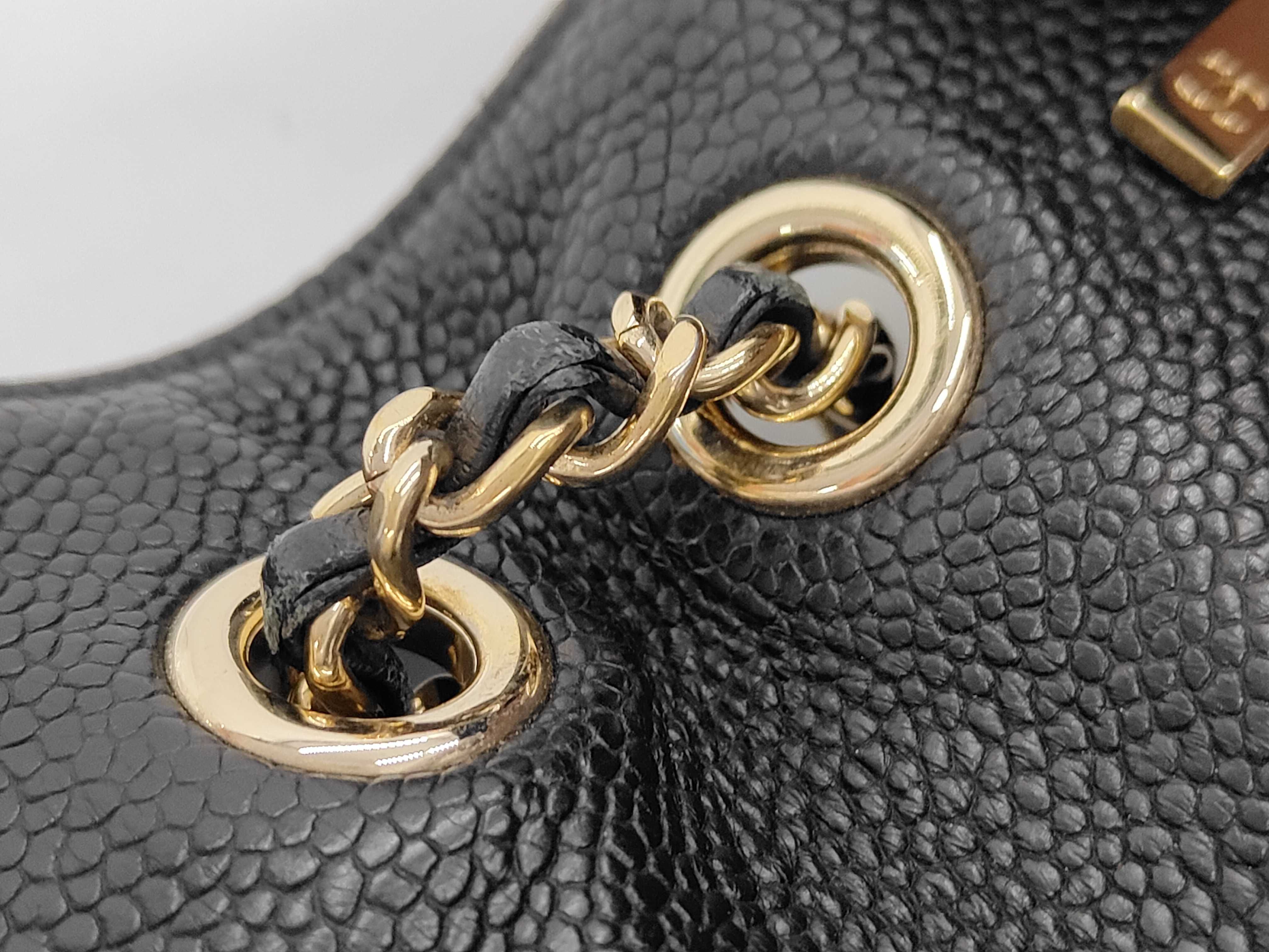 Caviar Skin Coco Mark Hardware Chain Shoulder Bag — view 8