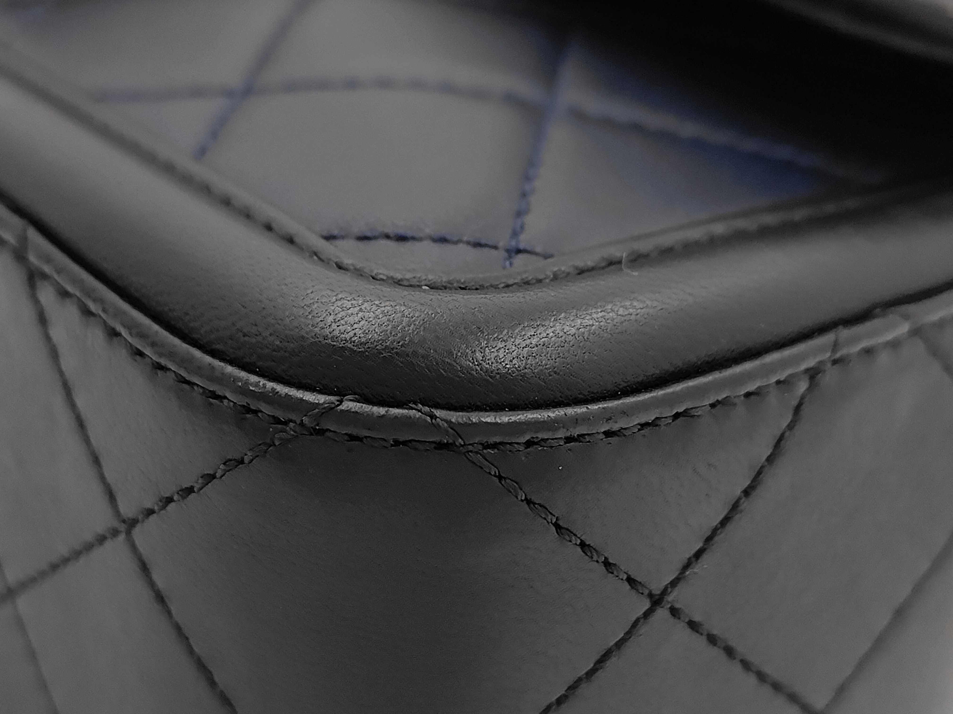 Matelassé Lambskin Chain Shoulder Bag — view 4