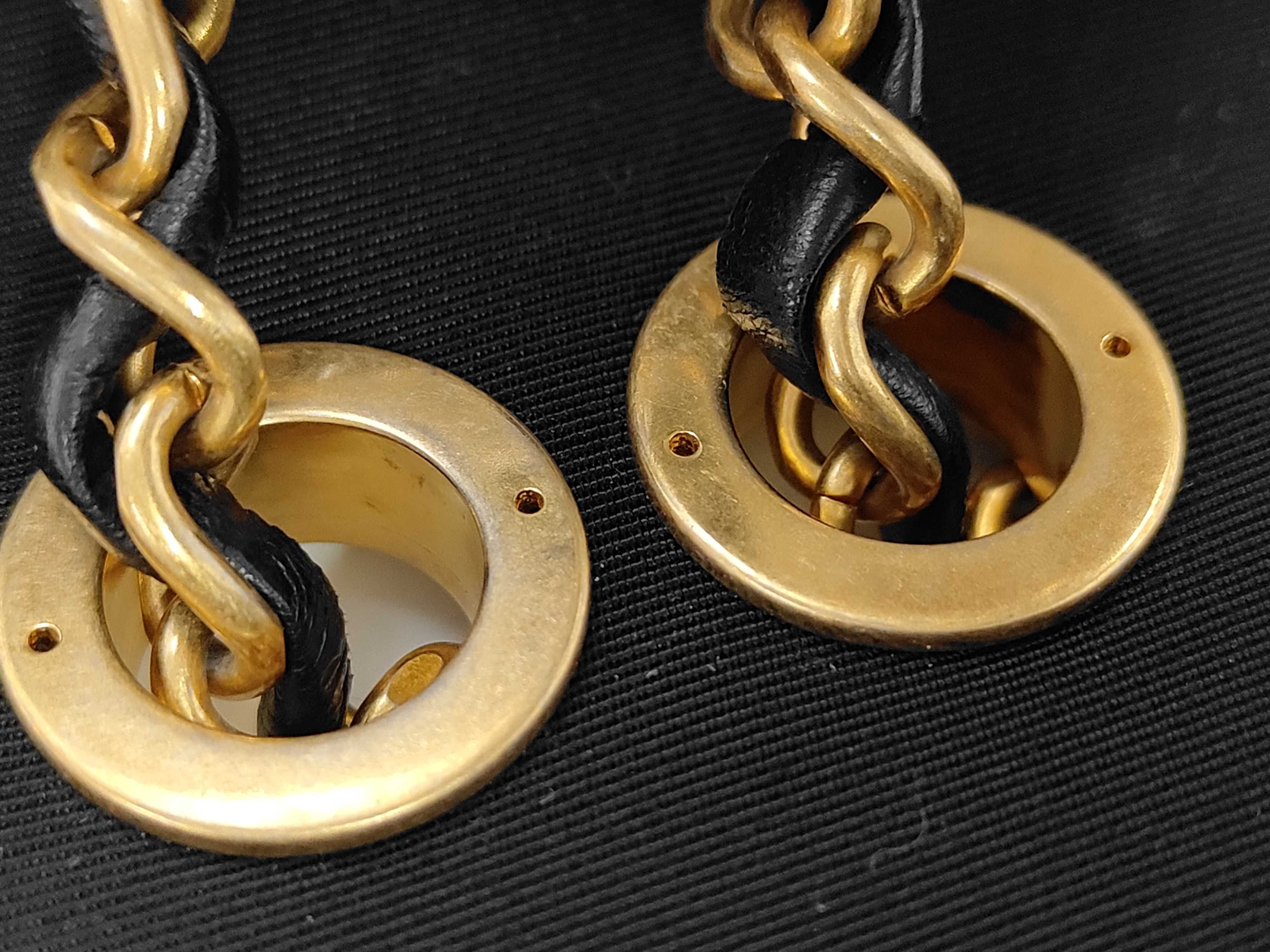 Matelassé Lambskin Chain Shoulder Bag — view 7