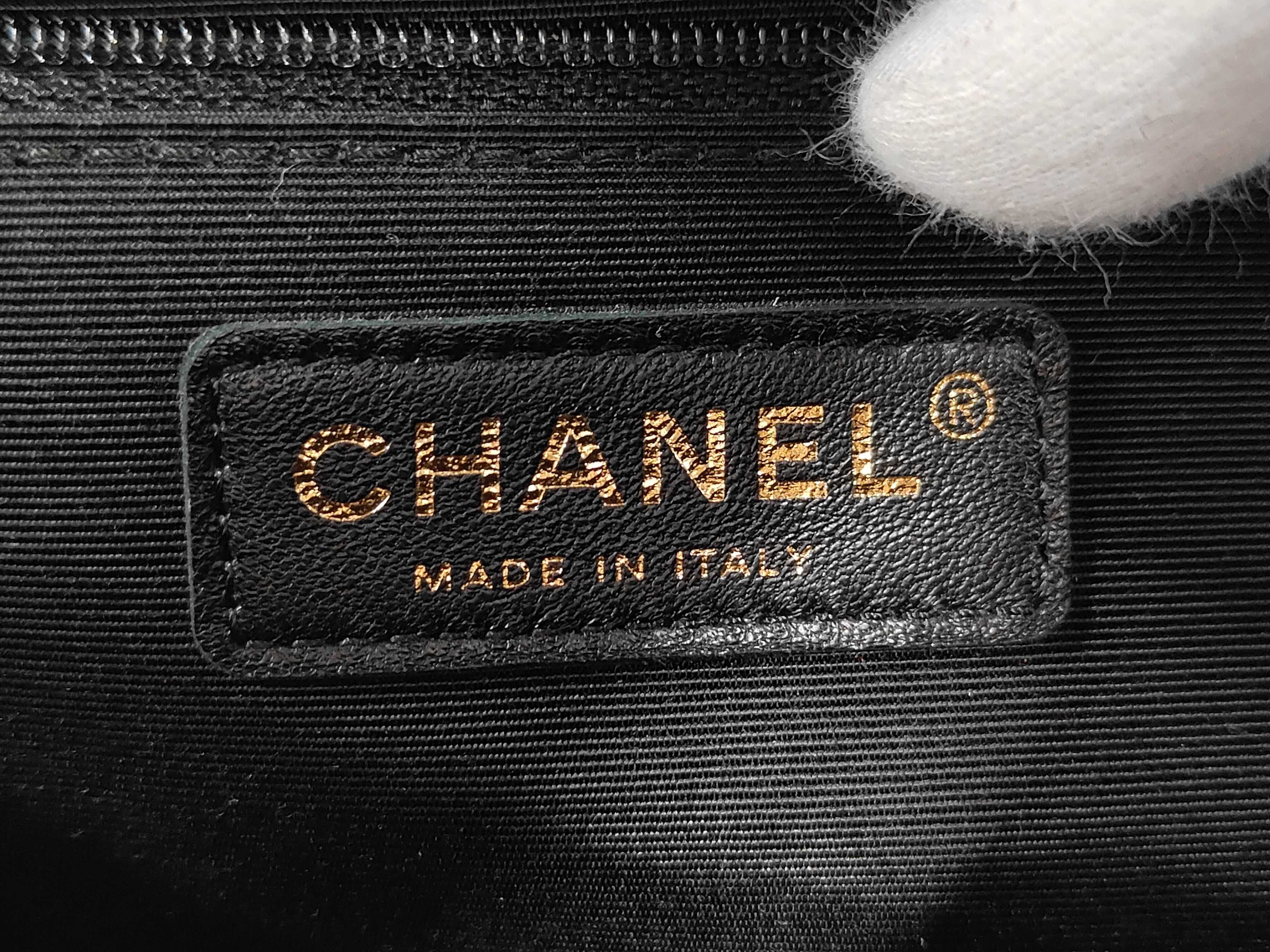 Matelassé Lambskin Chain Shoulder Bag — view 9