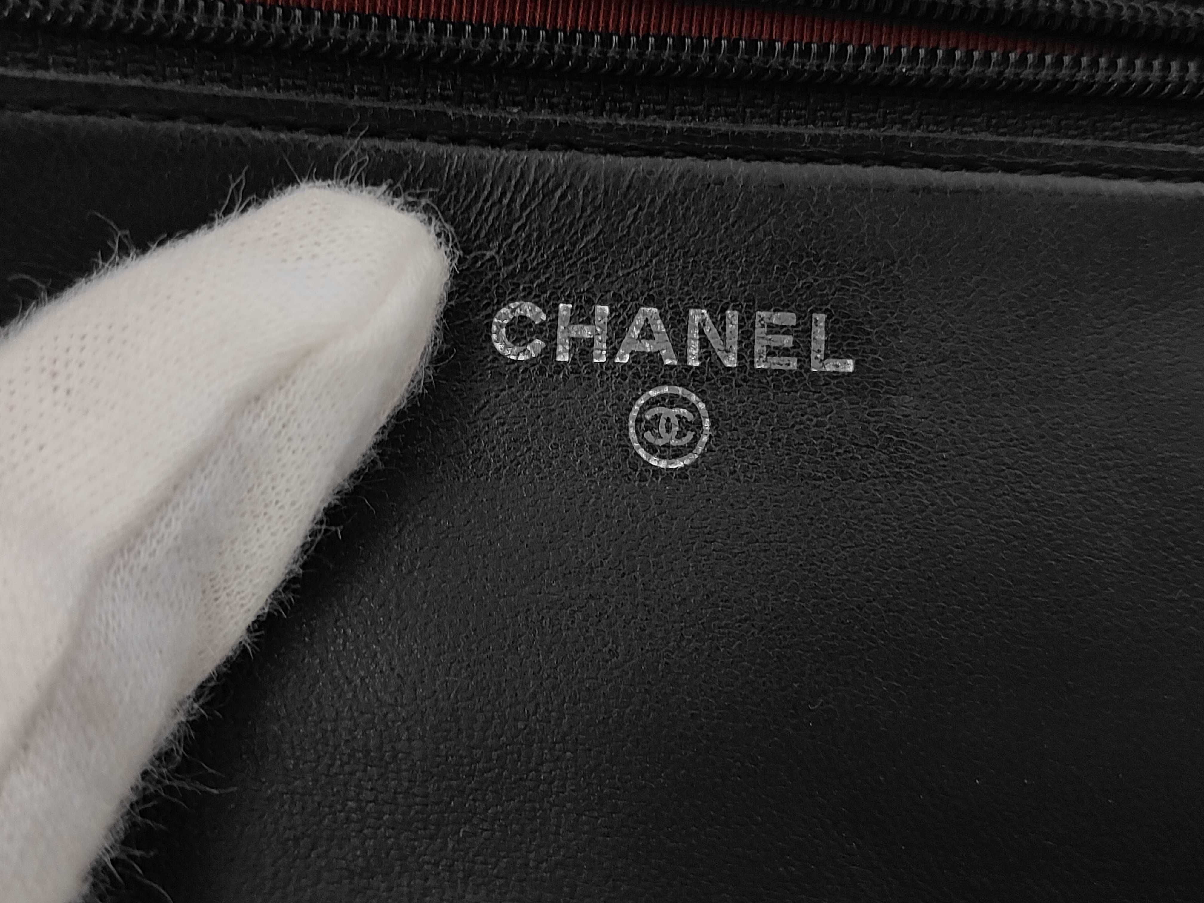 Lambskin Wallet Chain Shoulder Bag — view 9