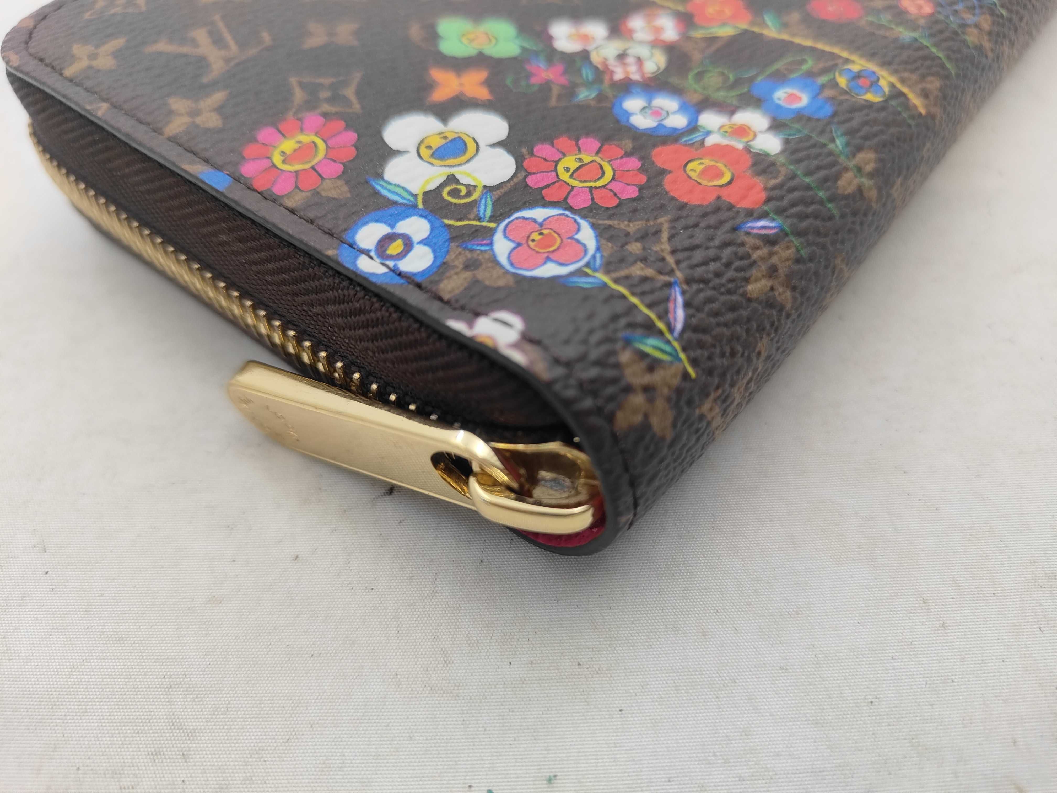 Zippy Wallet (designed by Takashi Murakami) — view 3