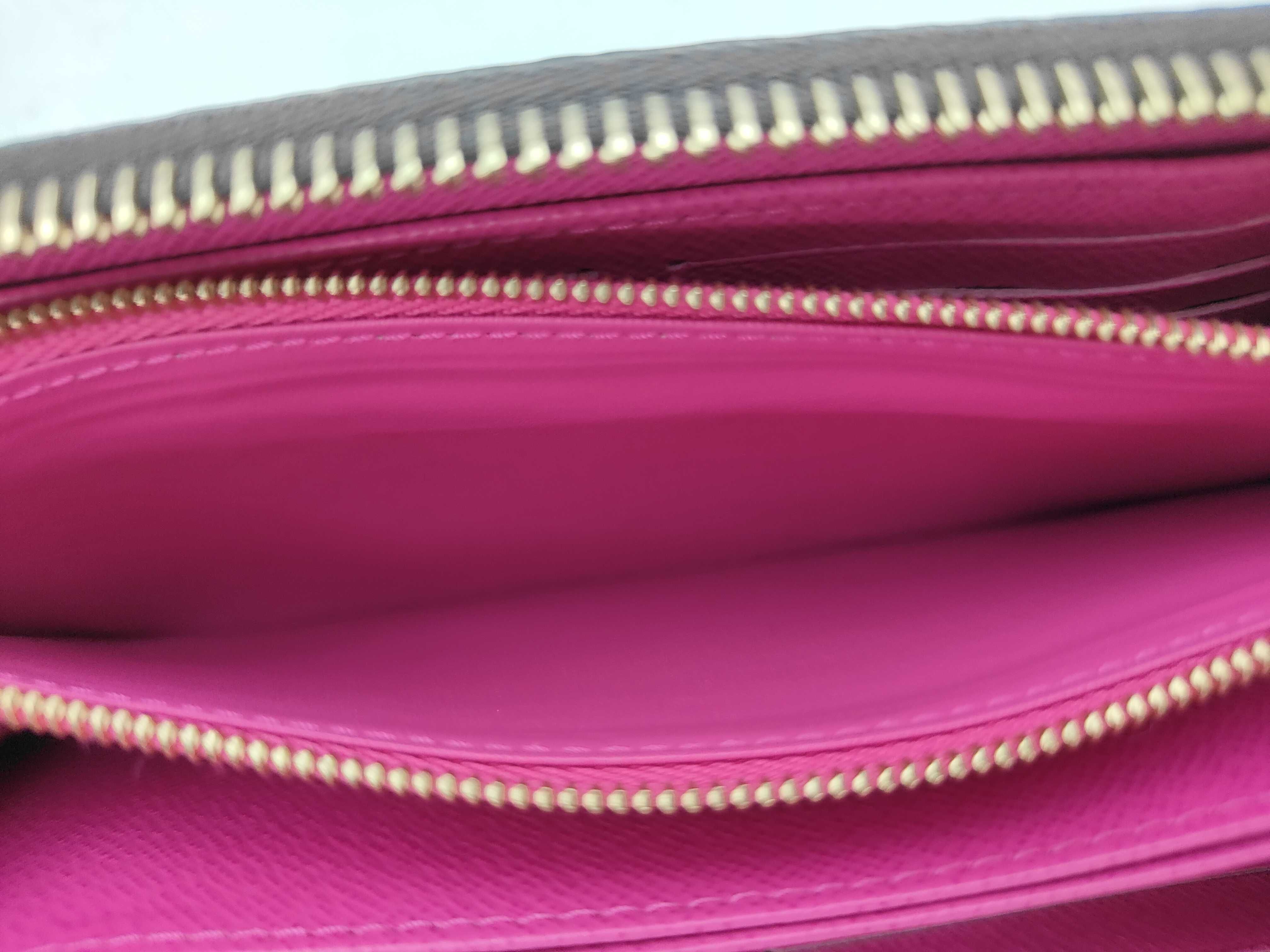 Zippy Wallet (designed by Takashi Murakami) — view 5