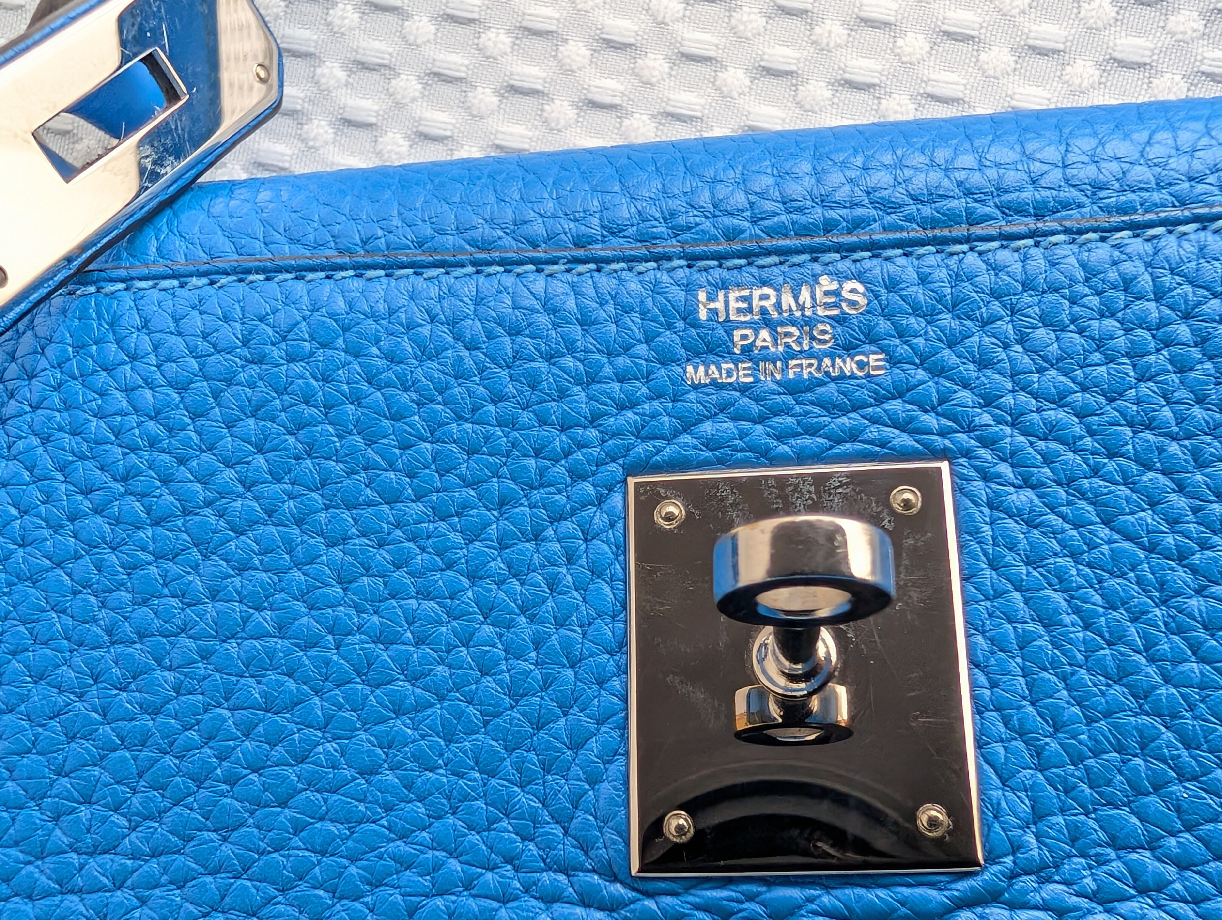 Kelly 32 Taurillon Clemence Blue Hydra Silver Hardware P Stamp Handbag — view 14