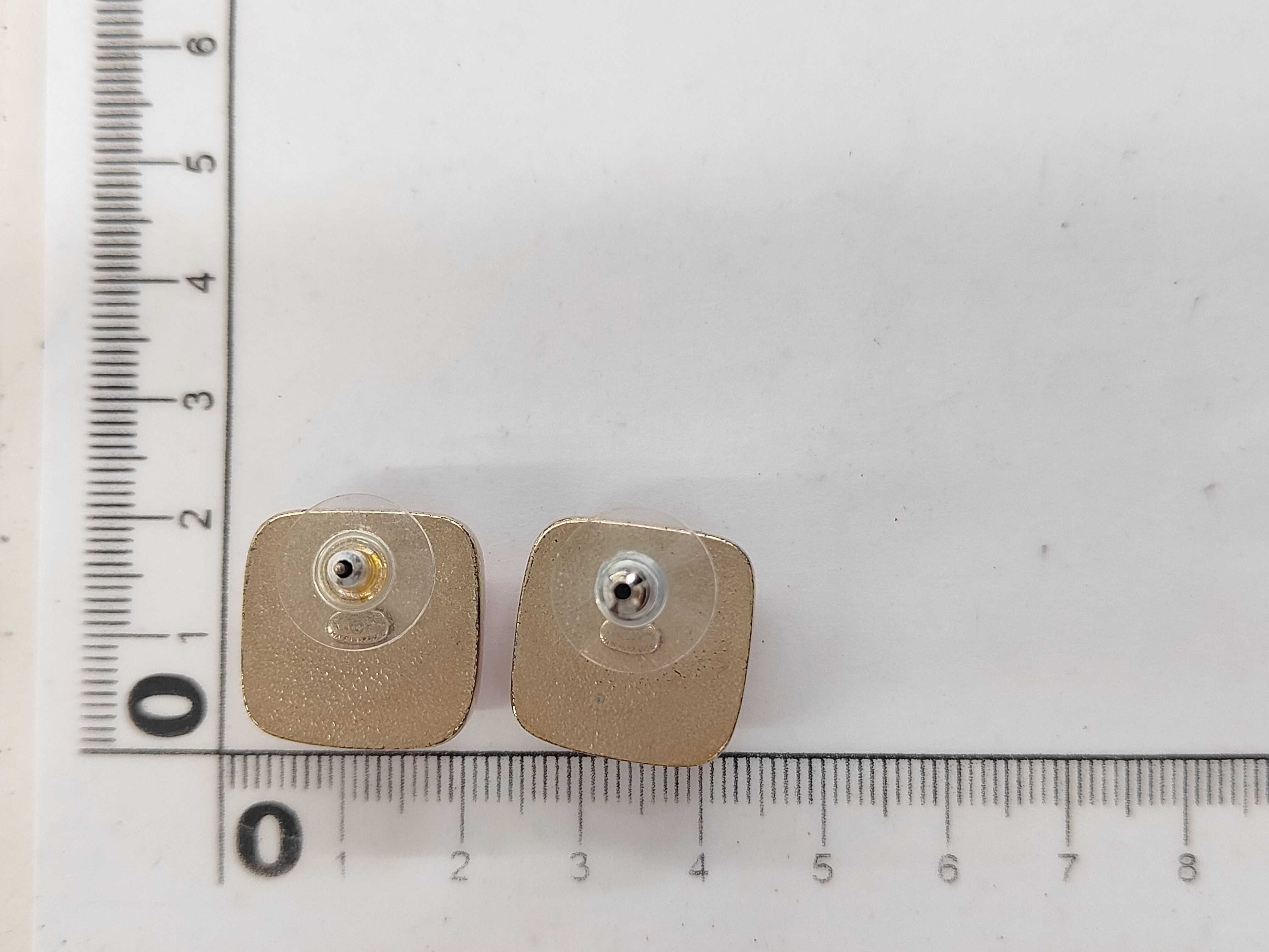earrings, Coco Mark square button, orange and gold. — view 7