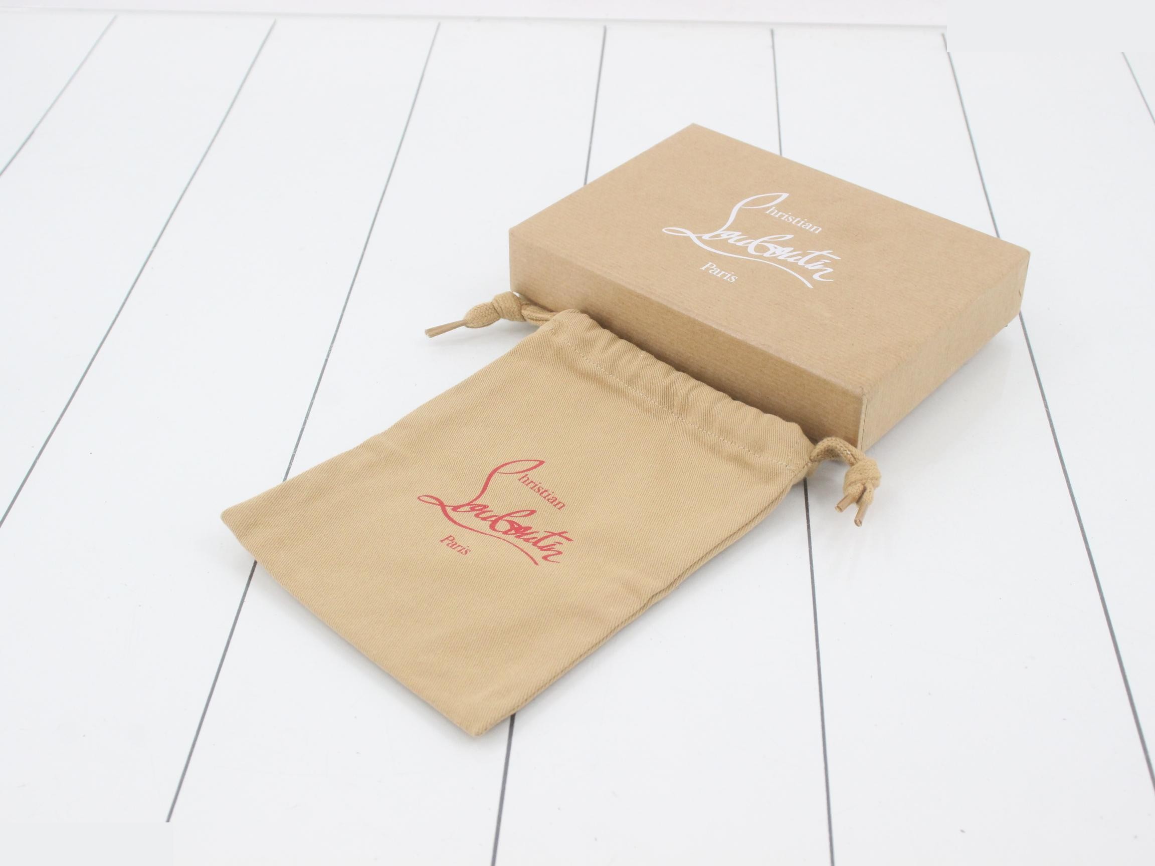 Other lines: Bags and Wallets — view 5