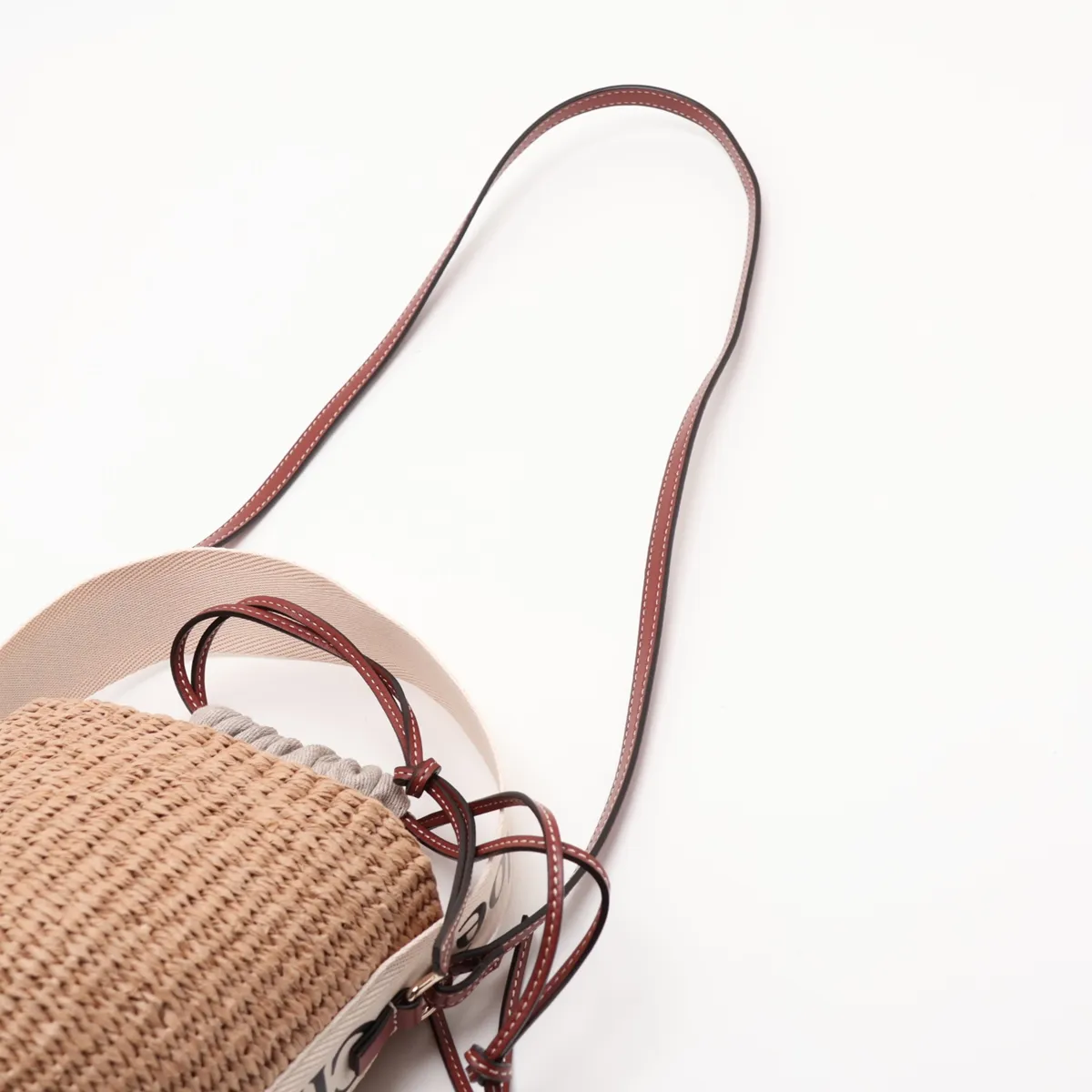Woody Small Raffia x Leather 2-Way Handbag, Brown — view 7
