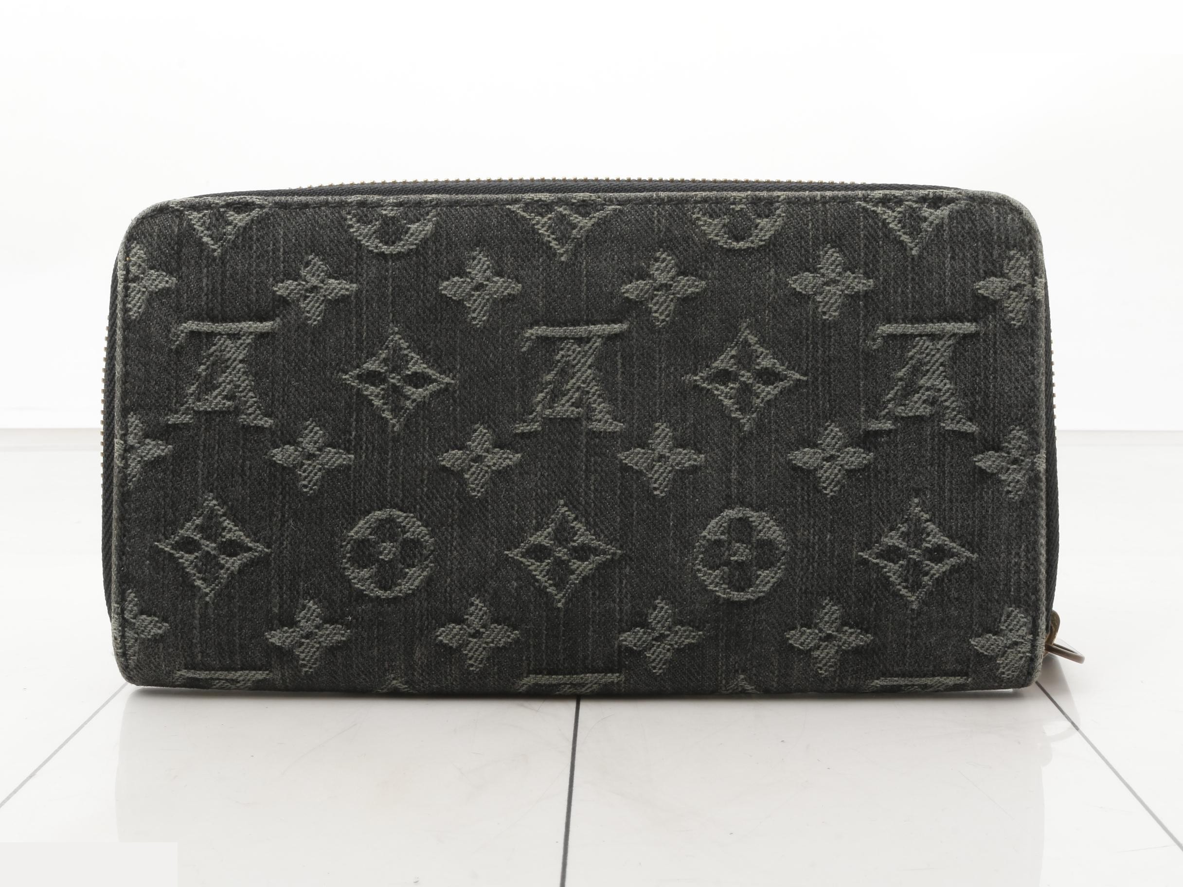 Zippy Wallet — view 2