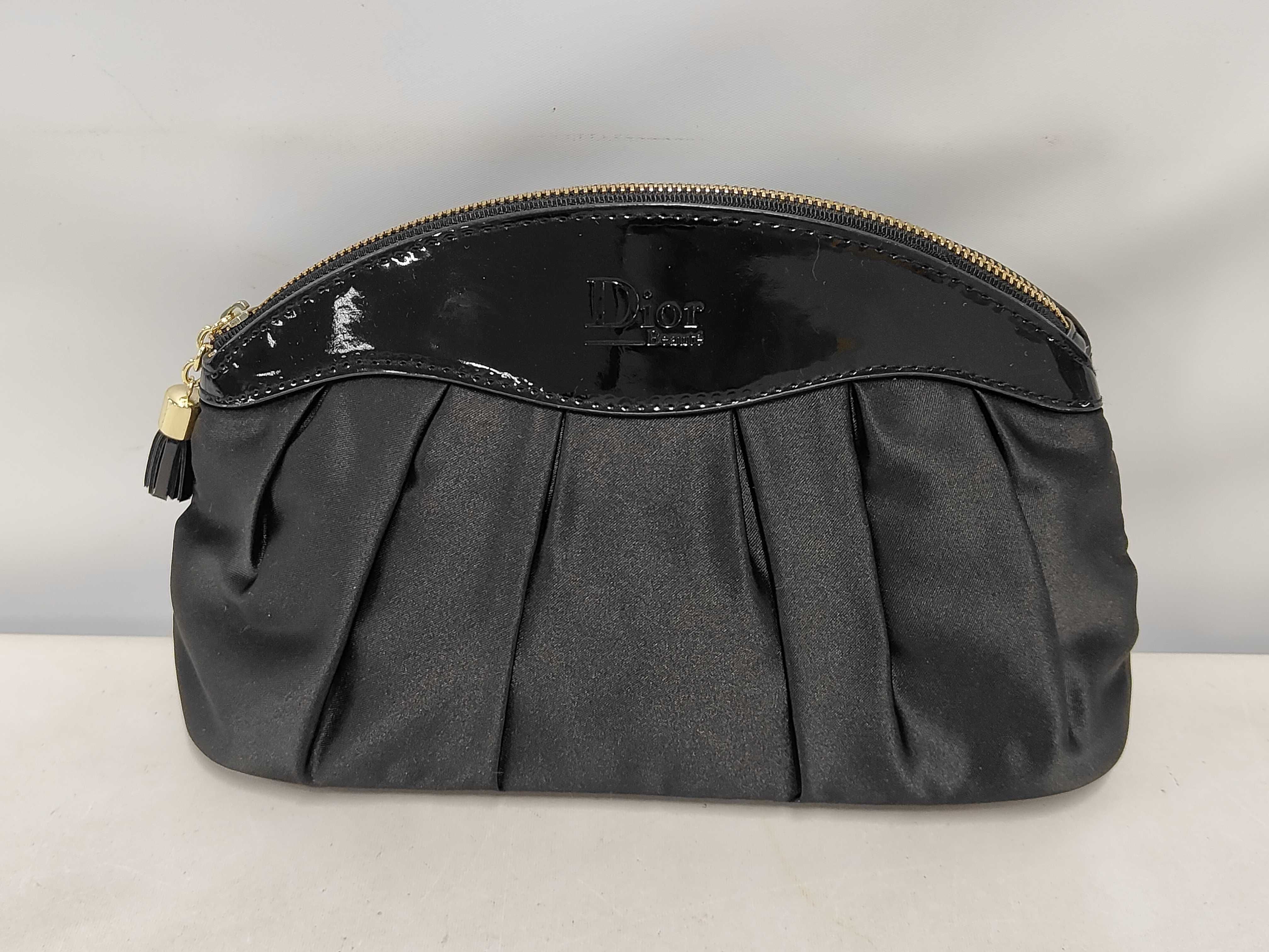 pouch