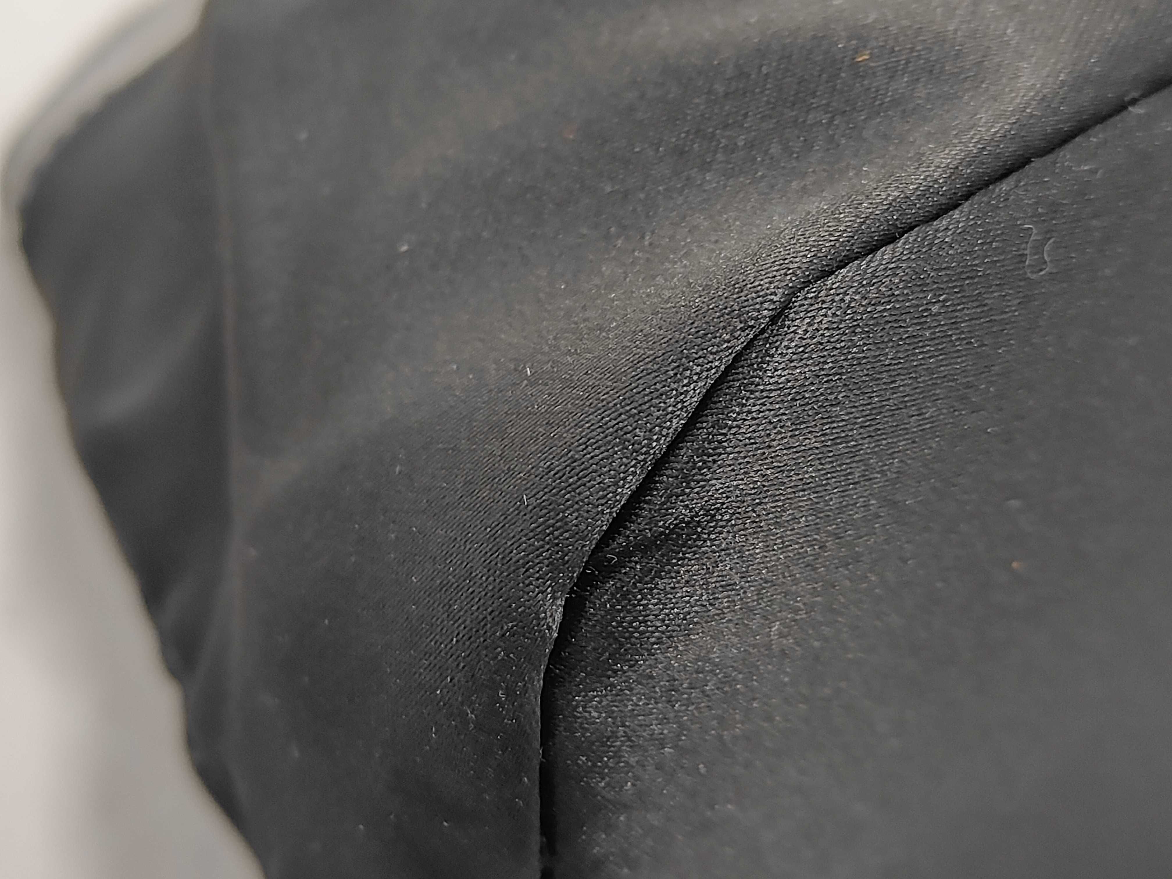 pouch — view 3