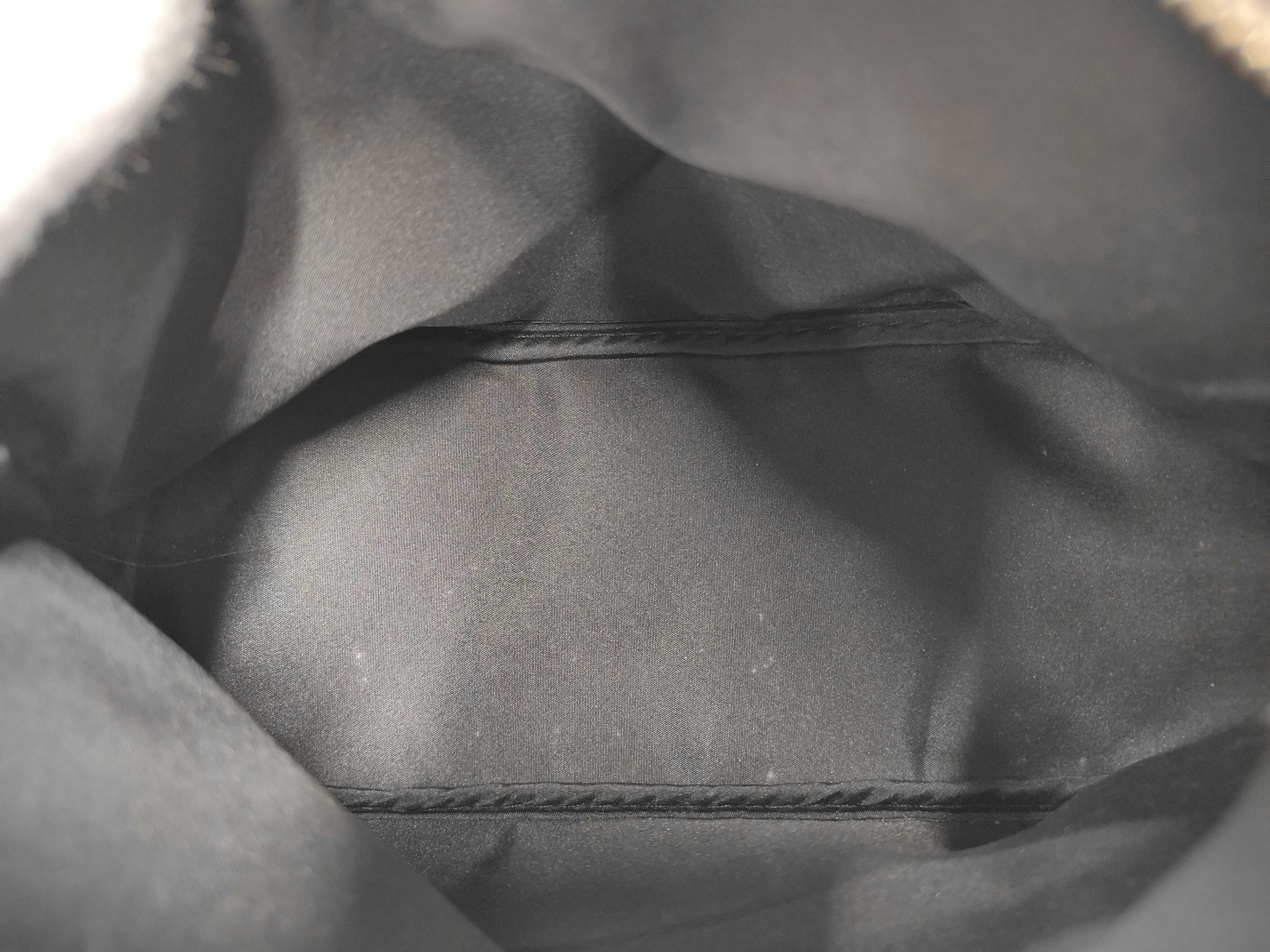 pouch — view 6
