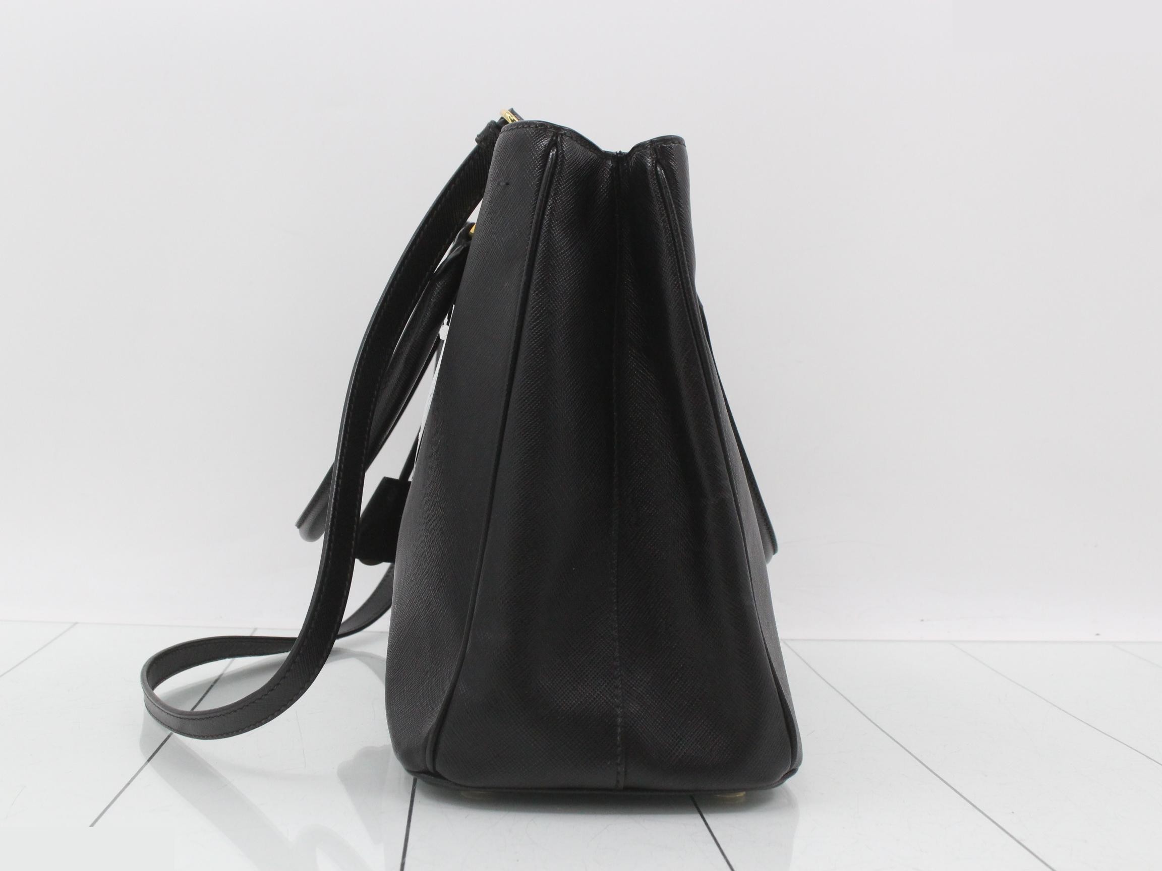 Saffiano Triangle Plate 2-Way Shoulder/Handbag — view 3