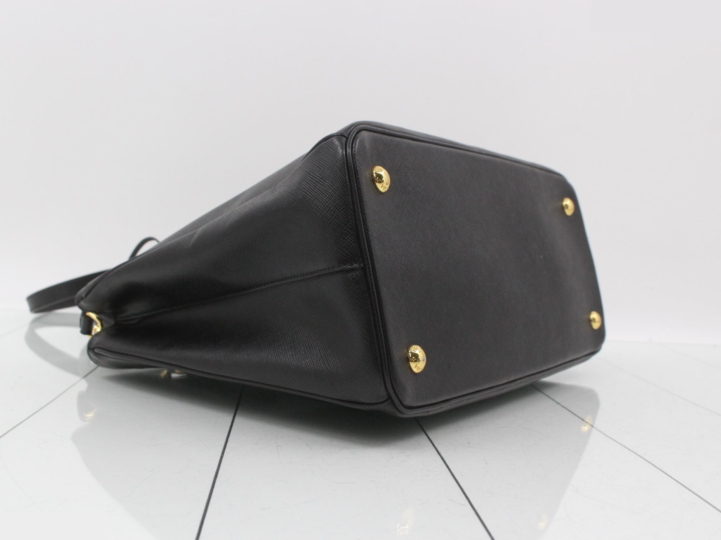 Saffiano Triangle Plate 2-Way Shoulder/Handbag — view 5