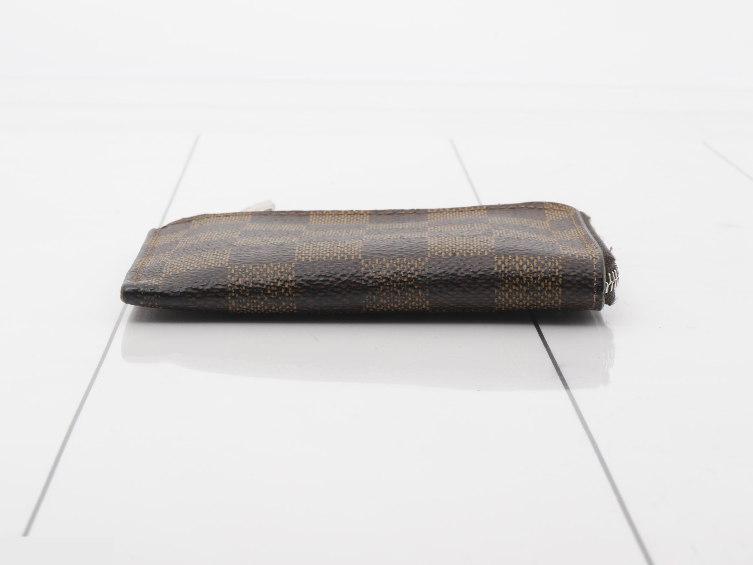 Coin case — view 3