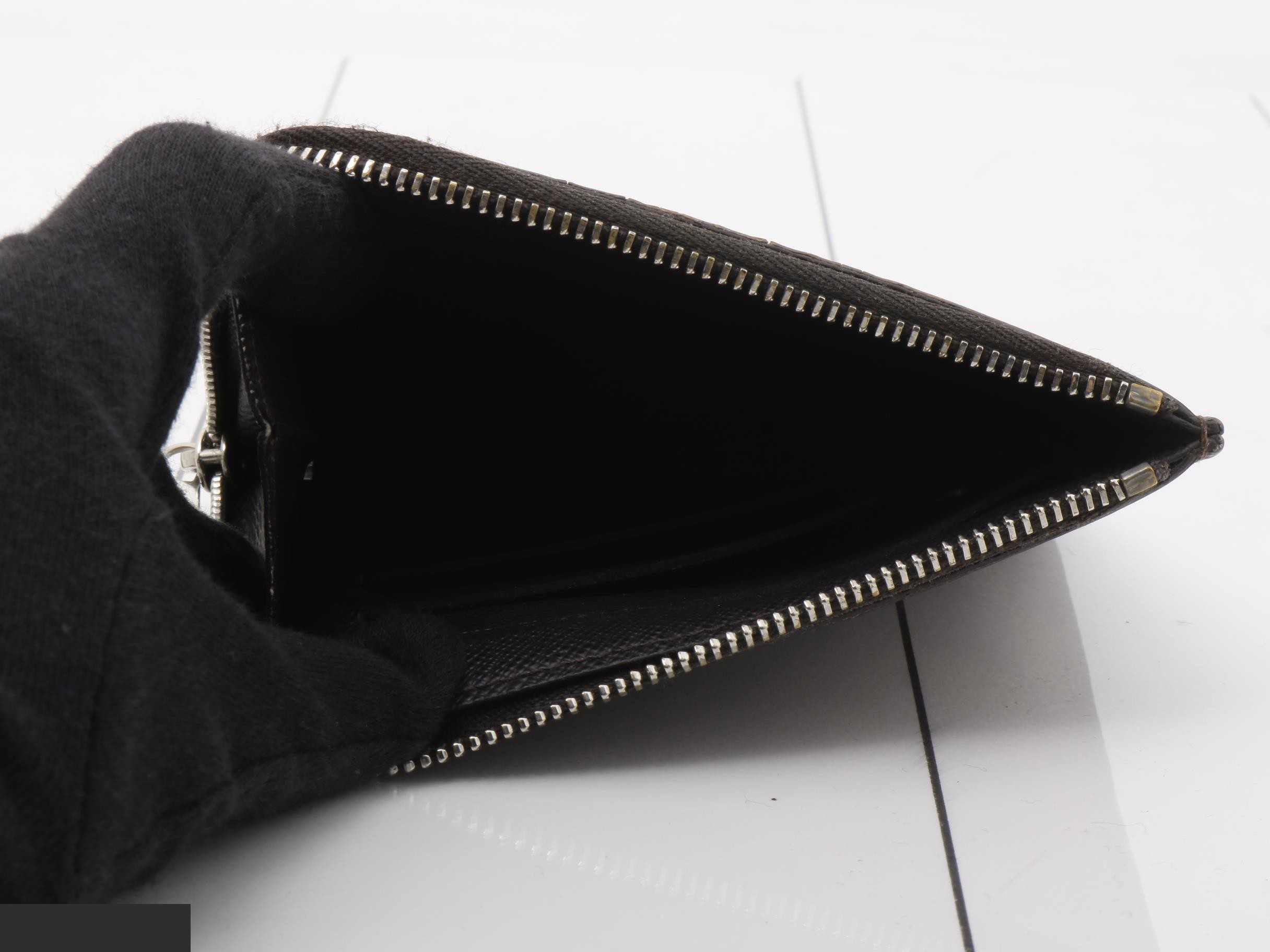 Coin case — view 4
