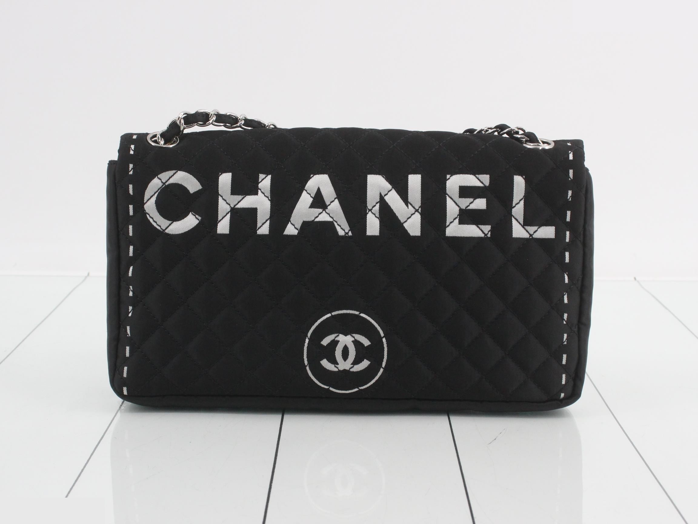 Logo nylon chain shoulder bag, model number 11. — view 2