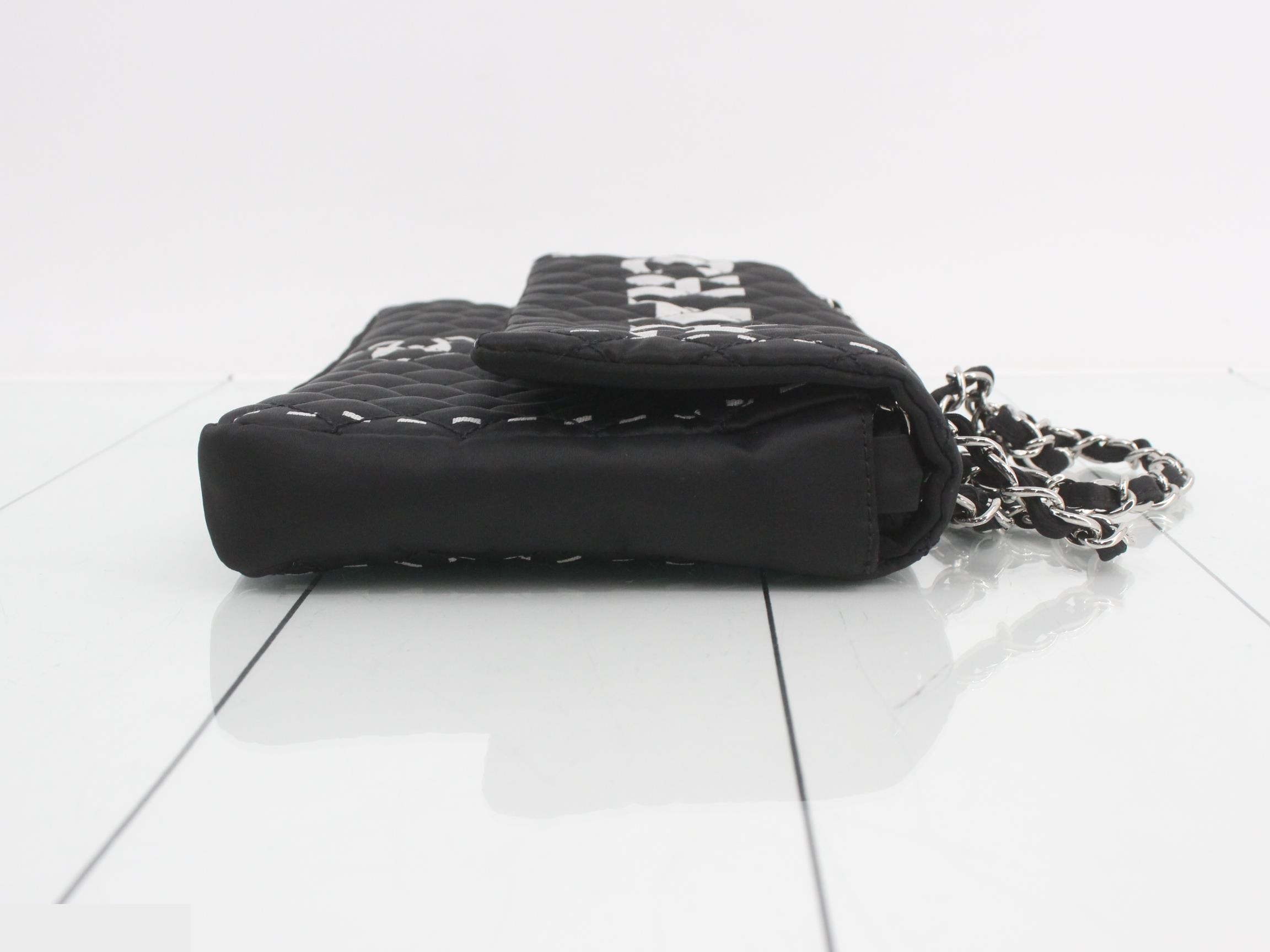 Logo nylon chain shoulder bag, model number 11. — view 3