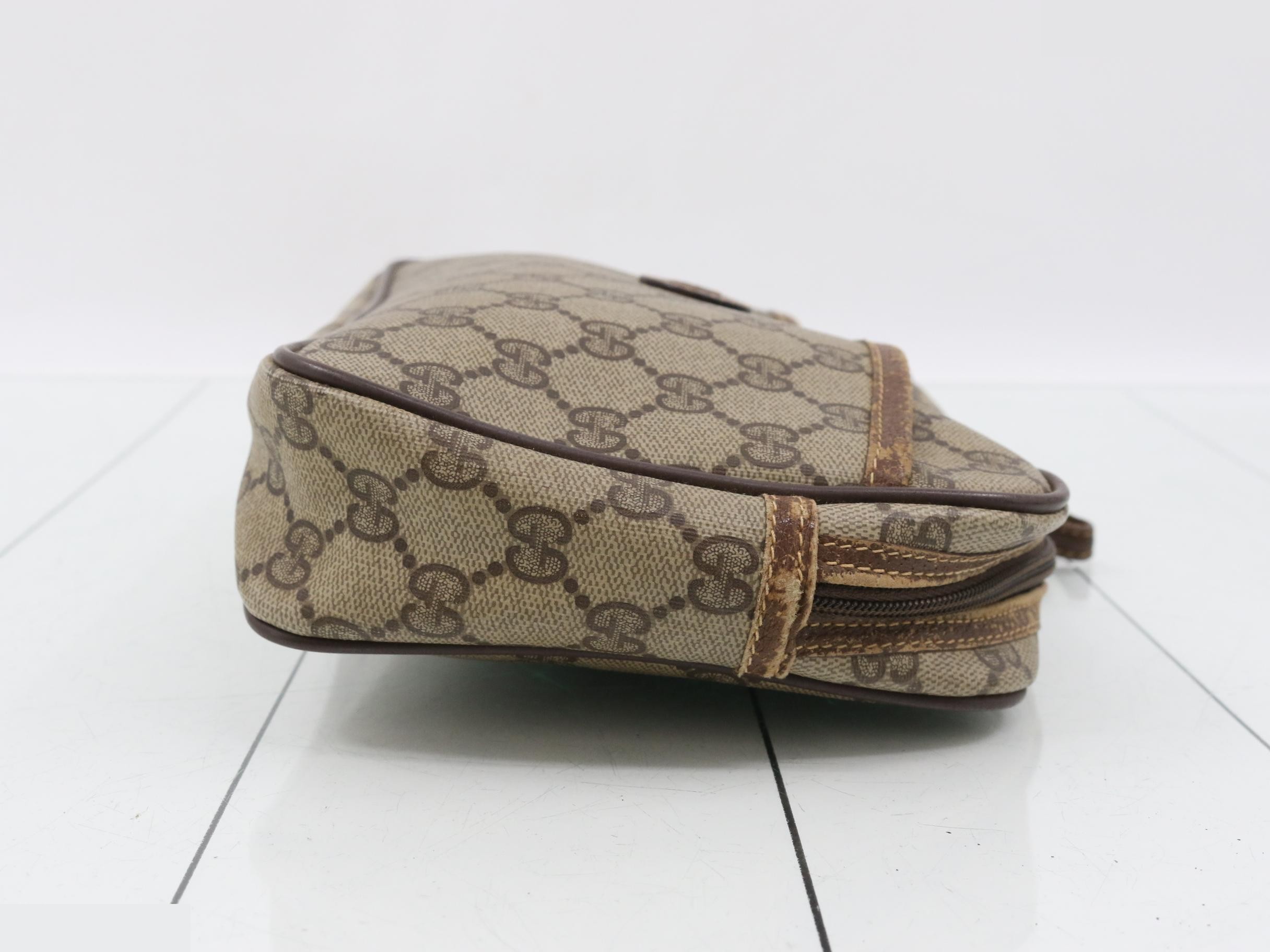 Old Gucci GG Plus Clutch Bag — view 3