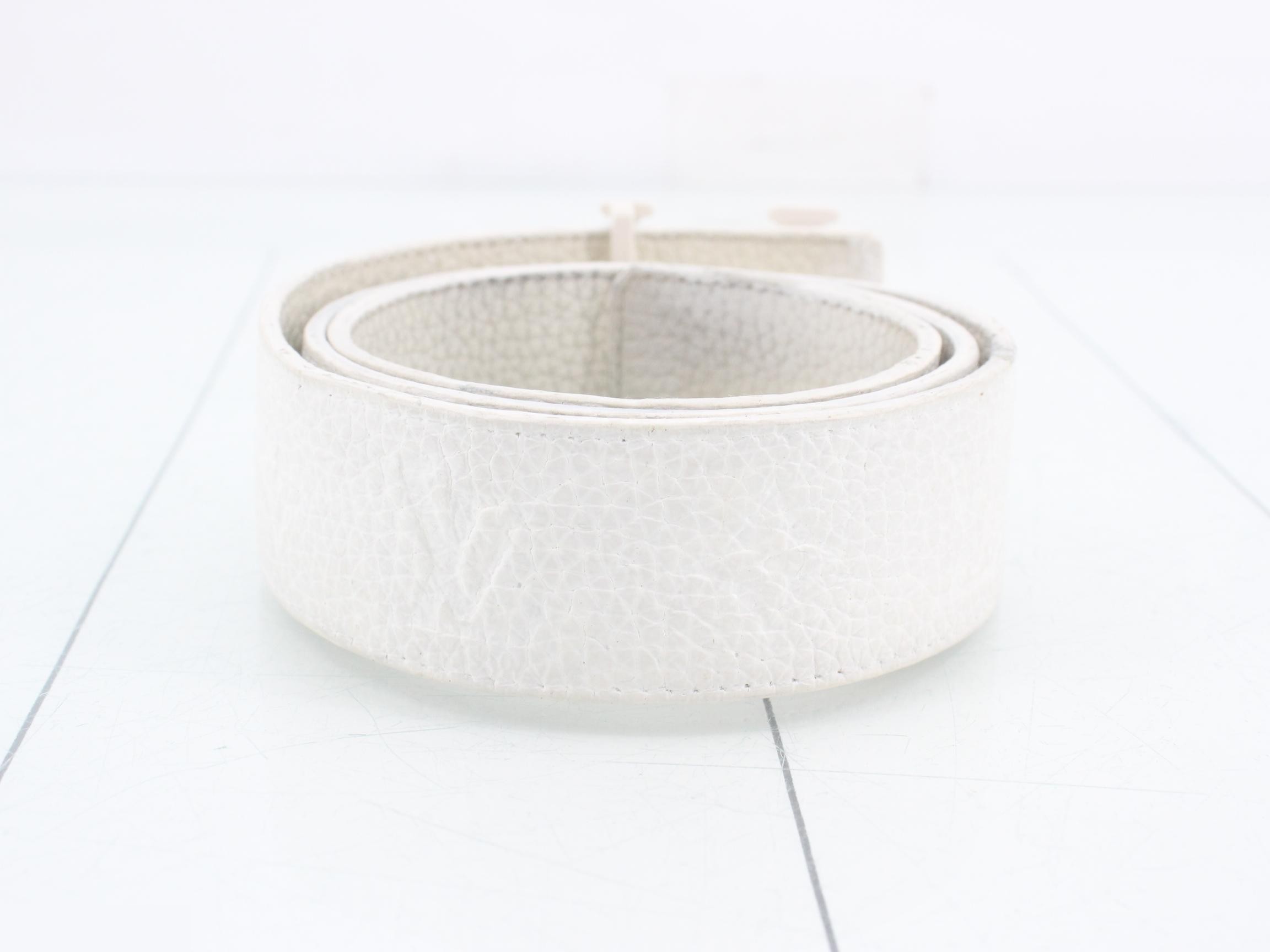 belt — view 2