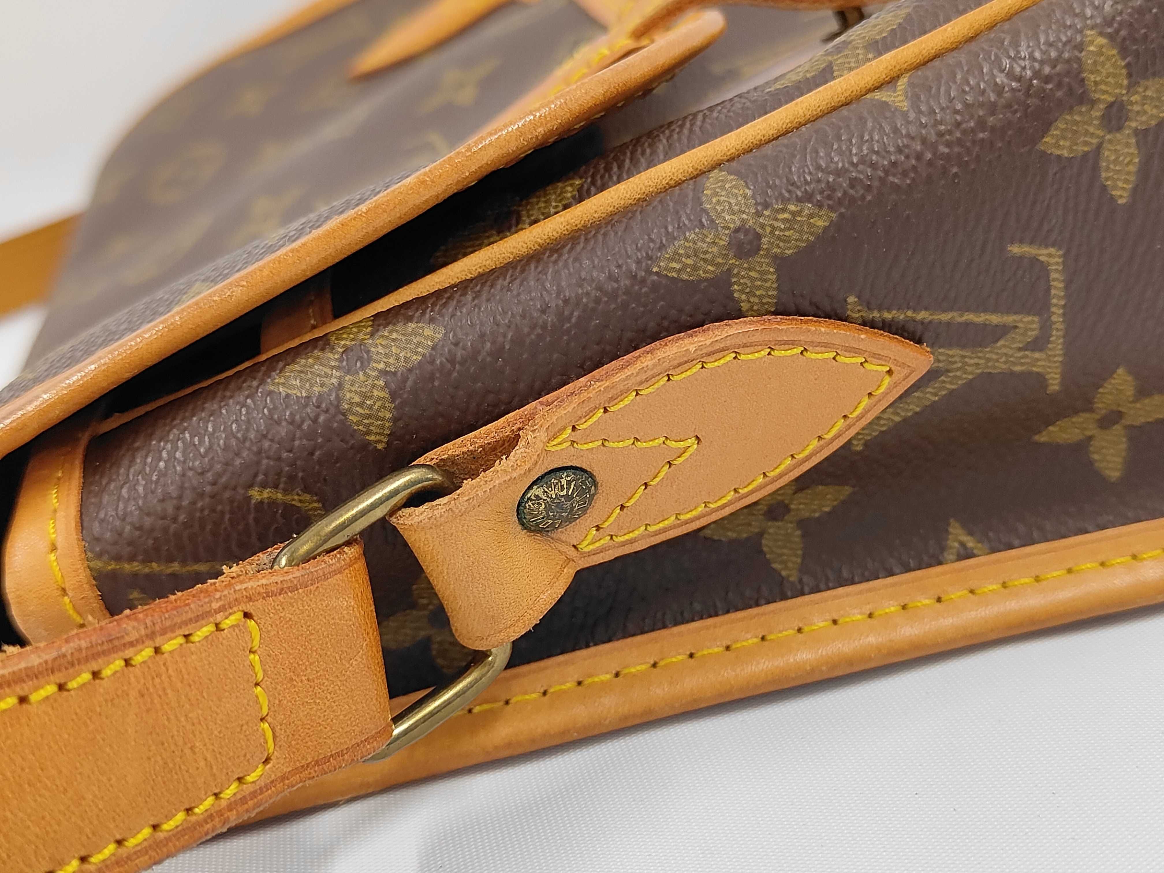 M42247 Monogram Gibecière MM Shoulder Bag — view 6