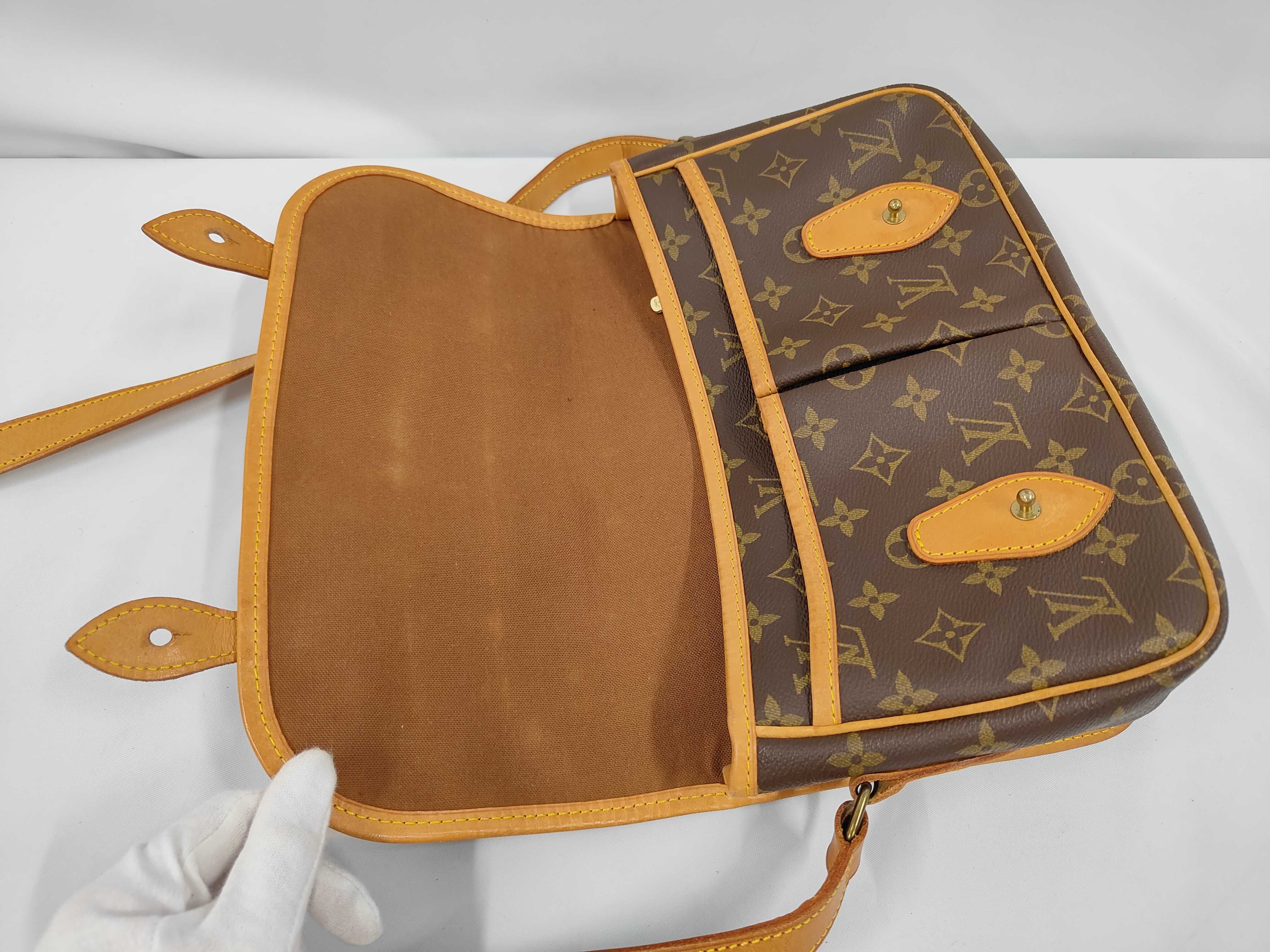 M42247 Monogram Gibecière MM Shoulder Bag — view 7