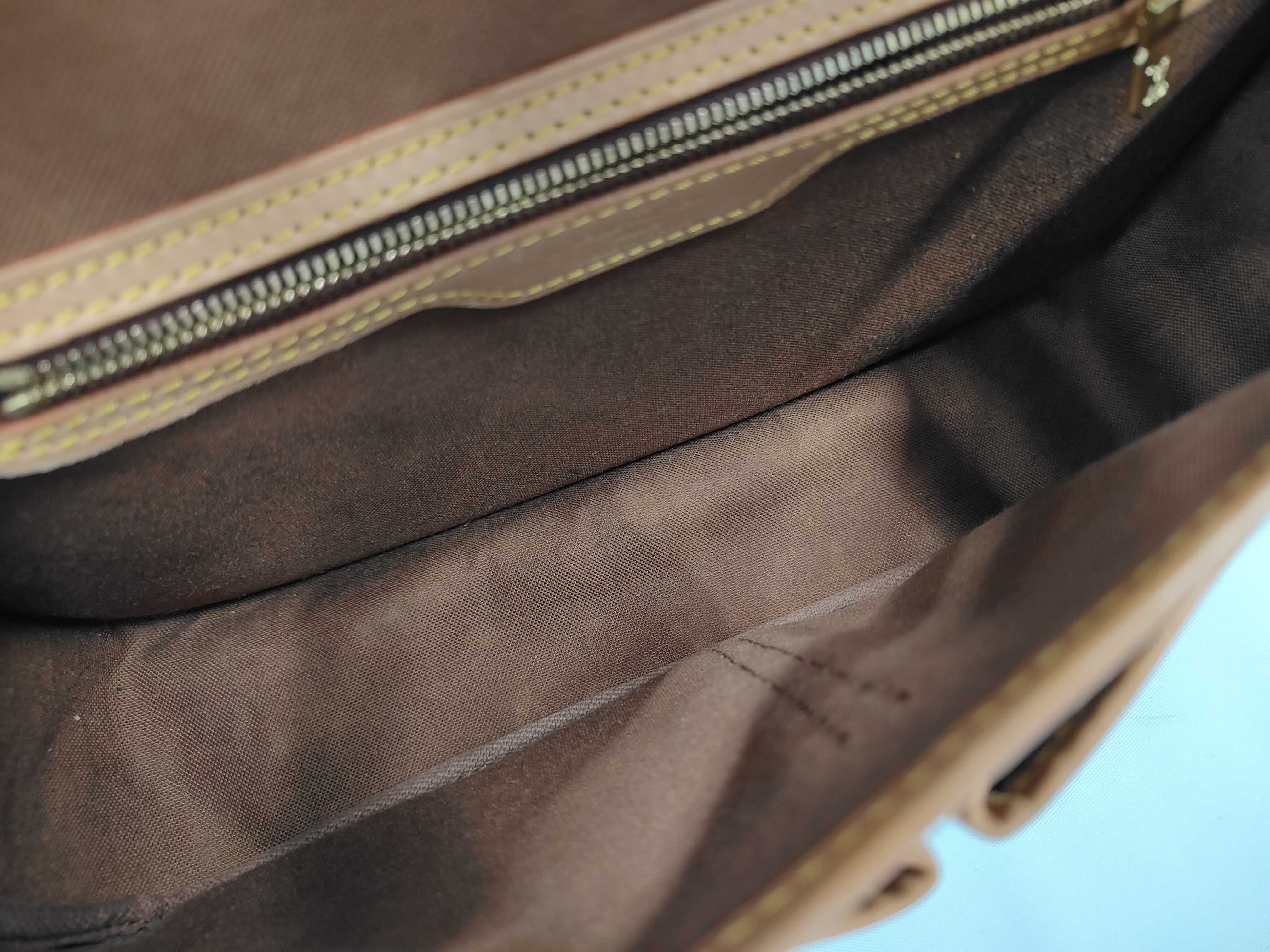 M42247 Monogram Gibecière MM Shoulder Bag — view 8