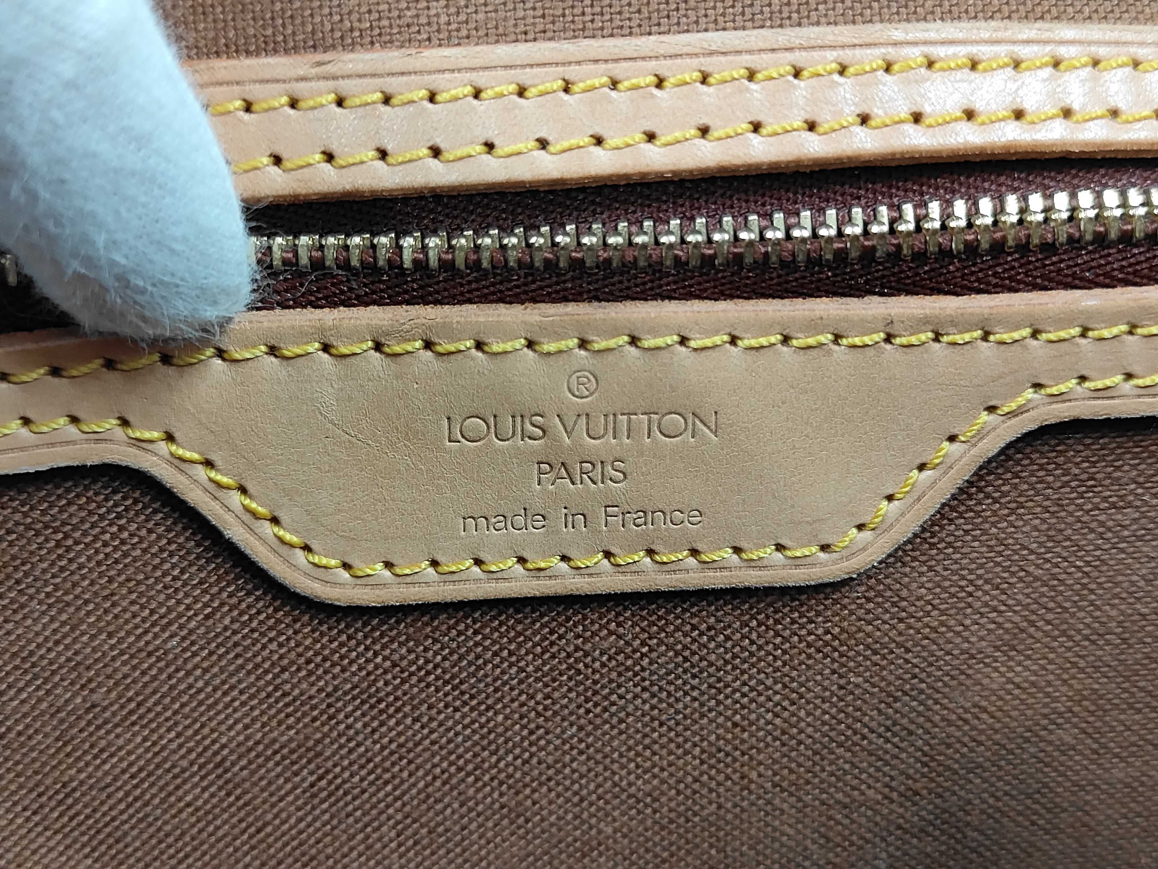 M42247 Monogram Gibecière MM Shoulder Bag — view 9