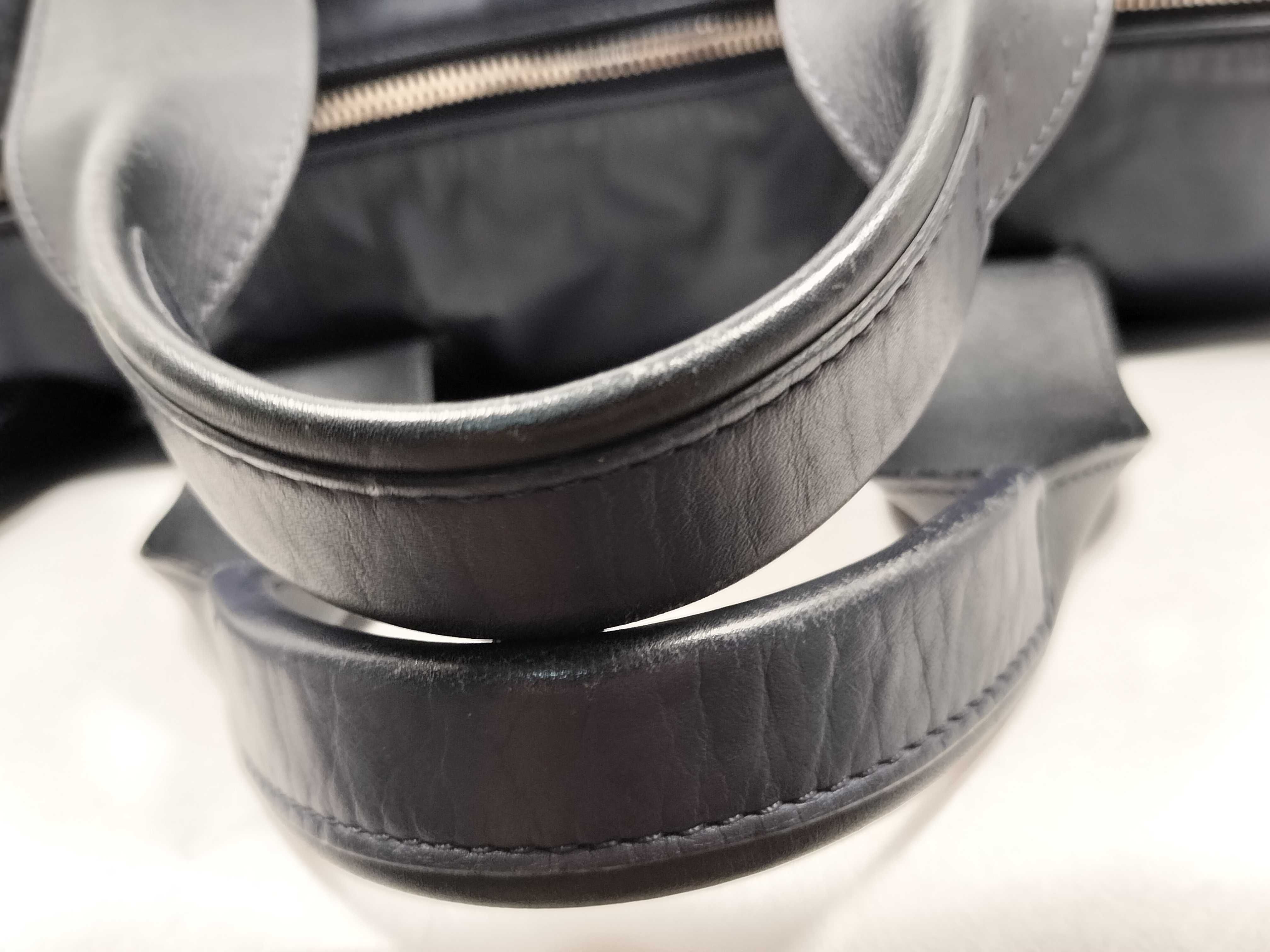 V-Line Start Tote MM Boston Bag — view 4