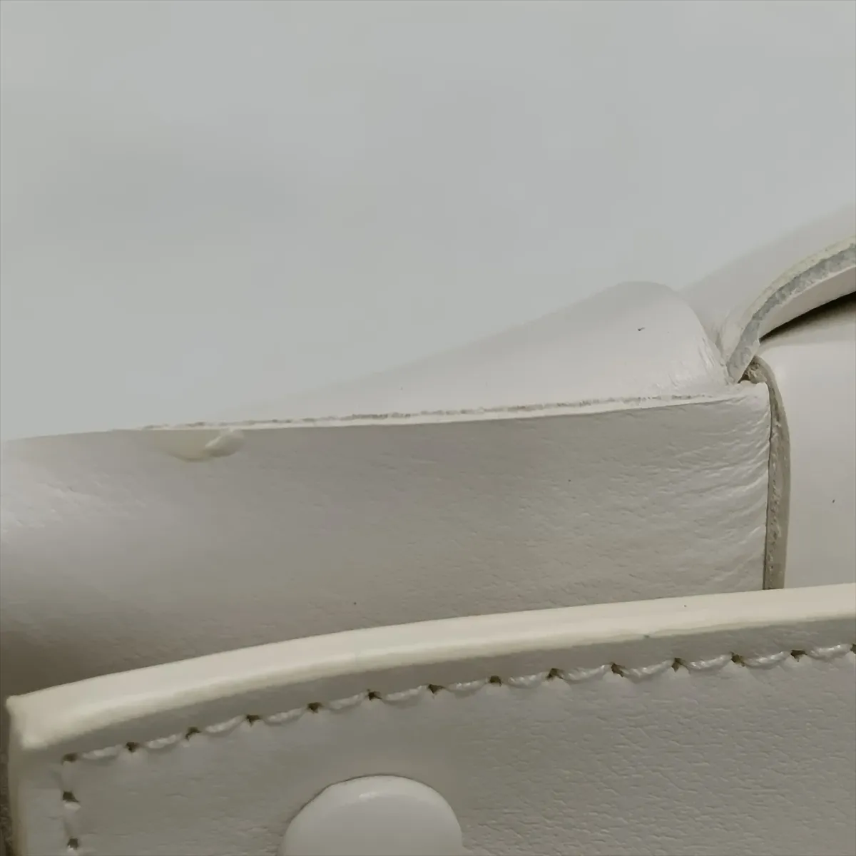 Maxi Intrecciato Cassette Leather Shoulder Bag, White — view 12