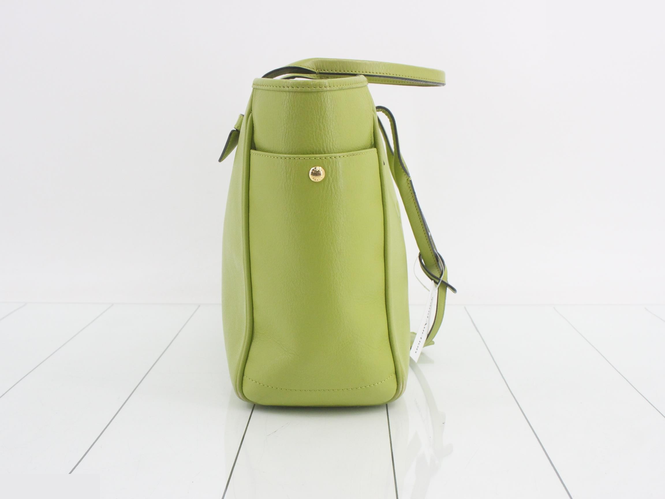 Other lines: Bags & Tote Bags - Heritage Leather - Green — view 4