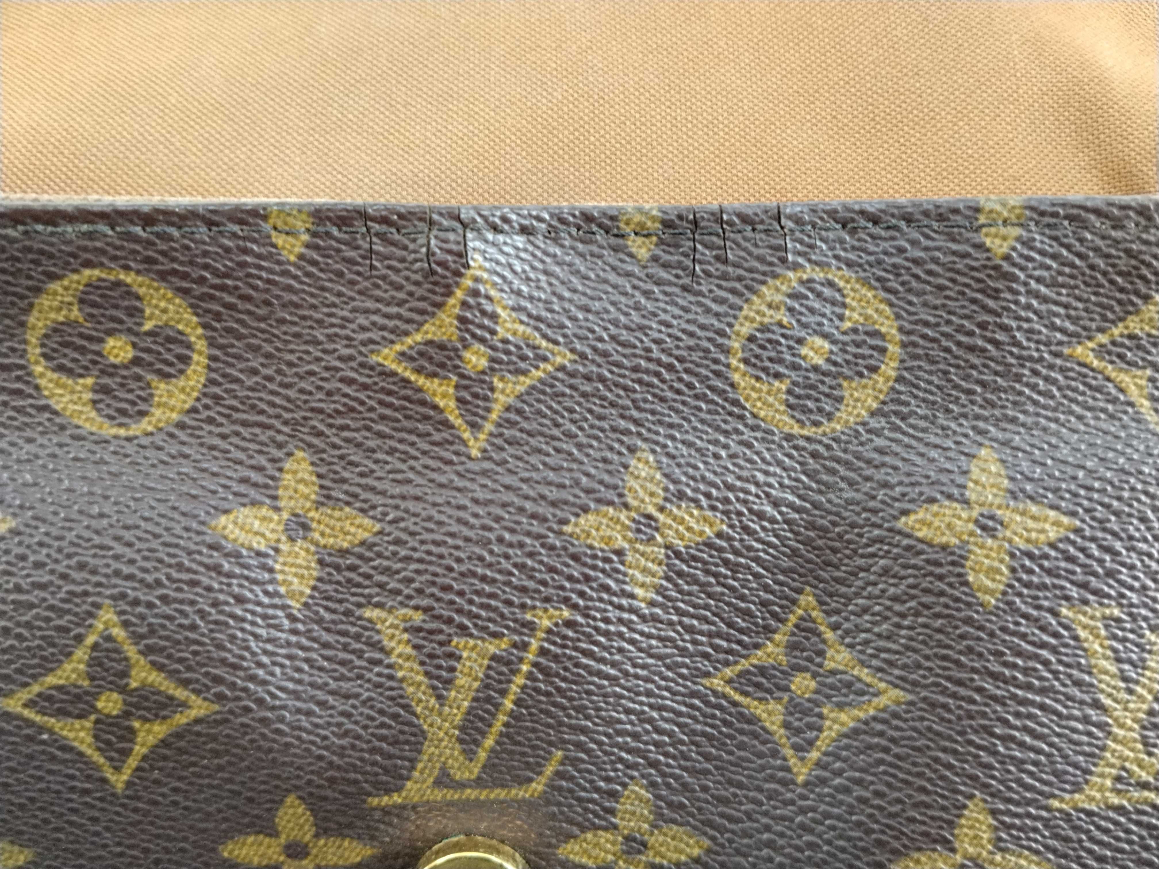 Monogram Louis Vuitton Monogram Mini Looping Handbag — view 14