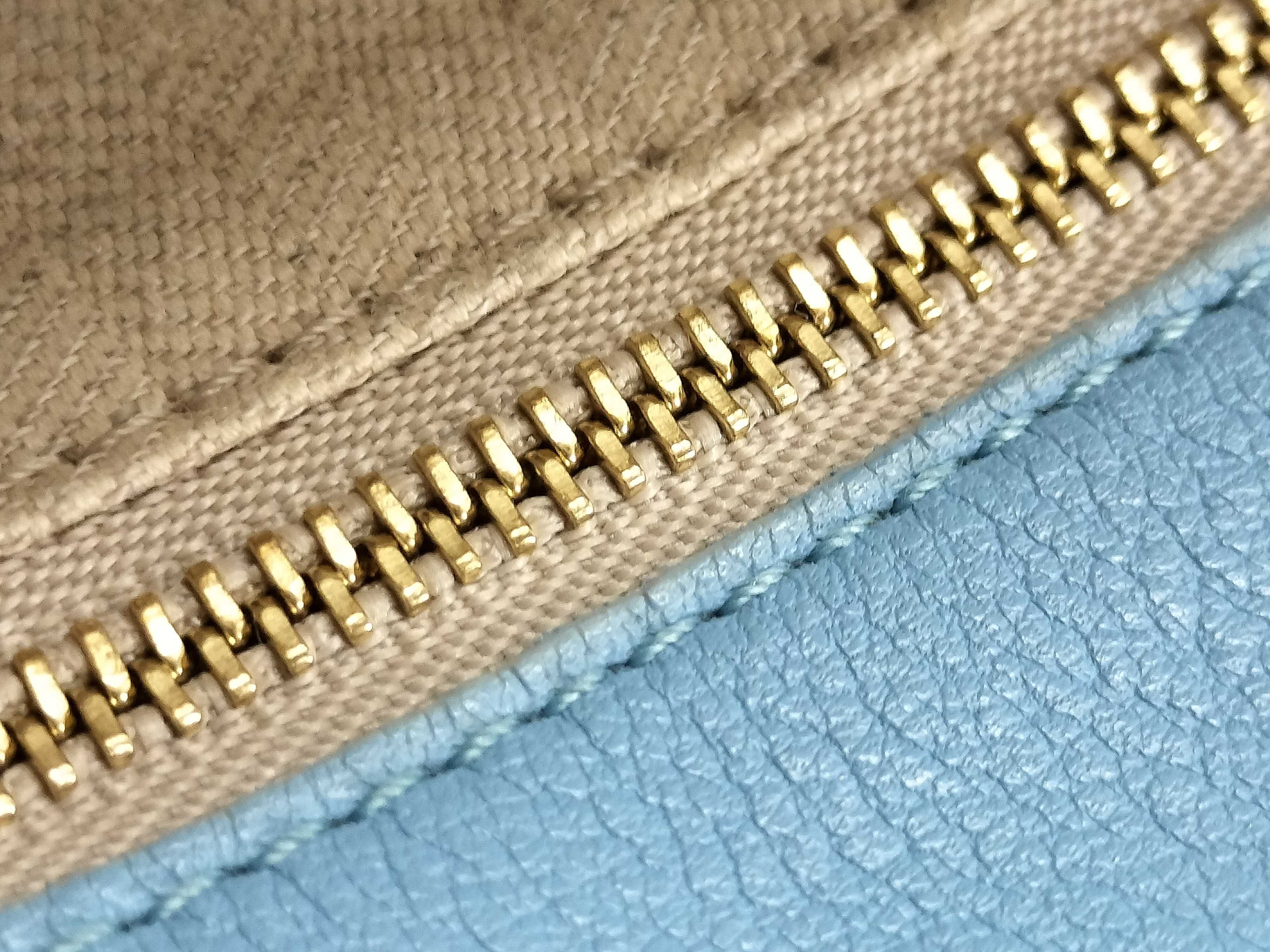 Heritage Shoulder Bag, Blue — view 9