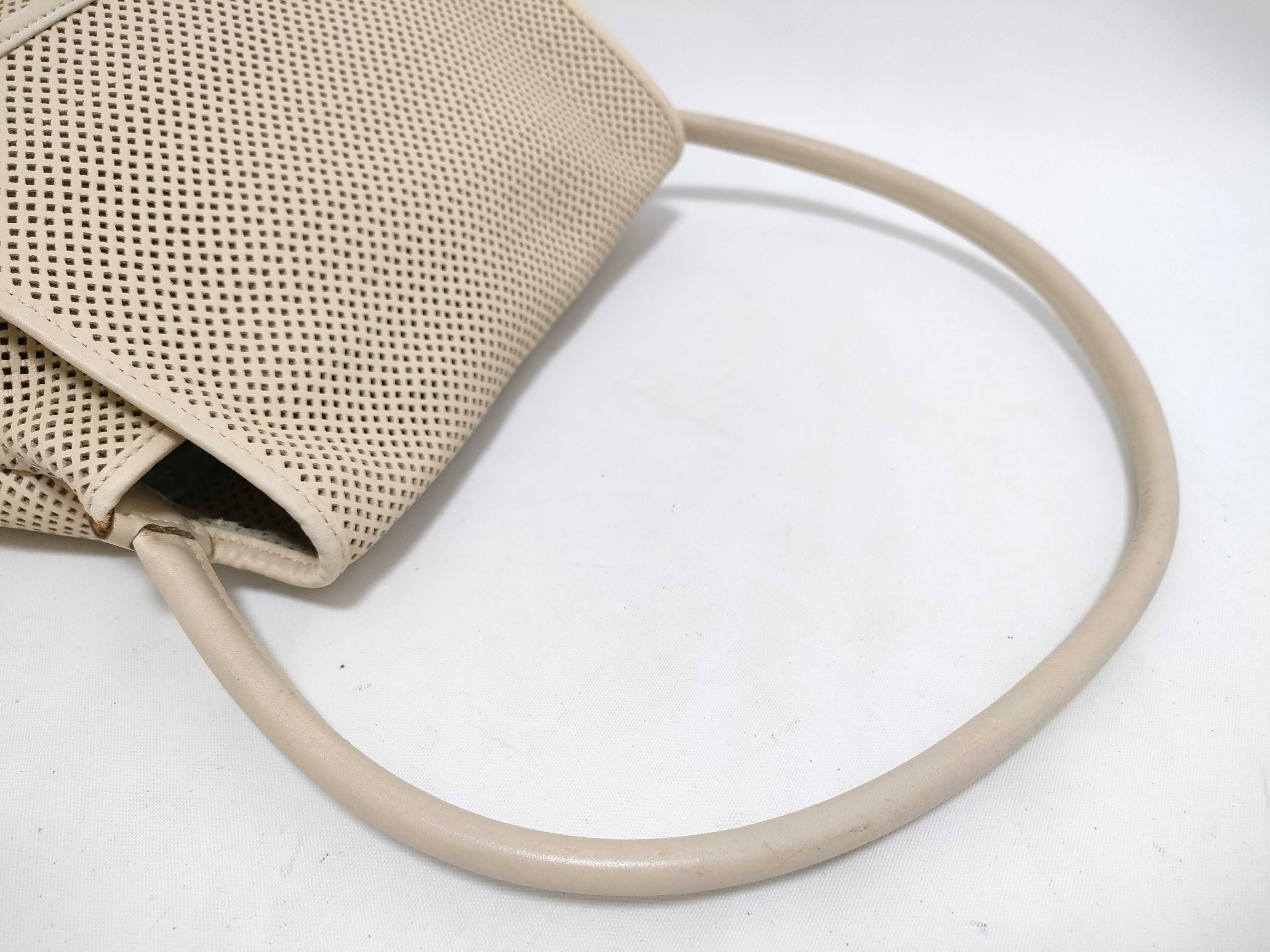 handbag — view 3