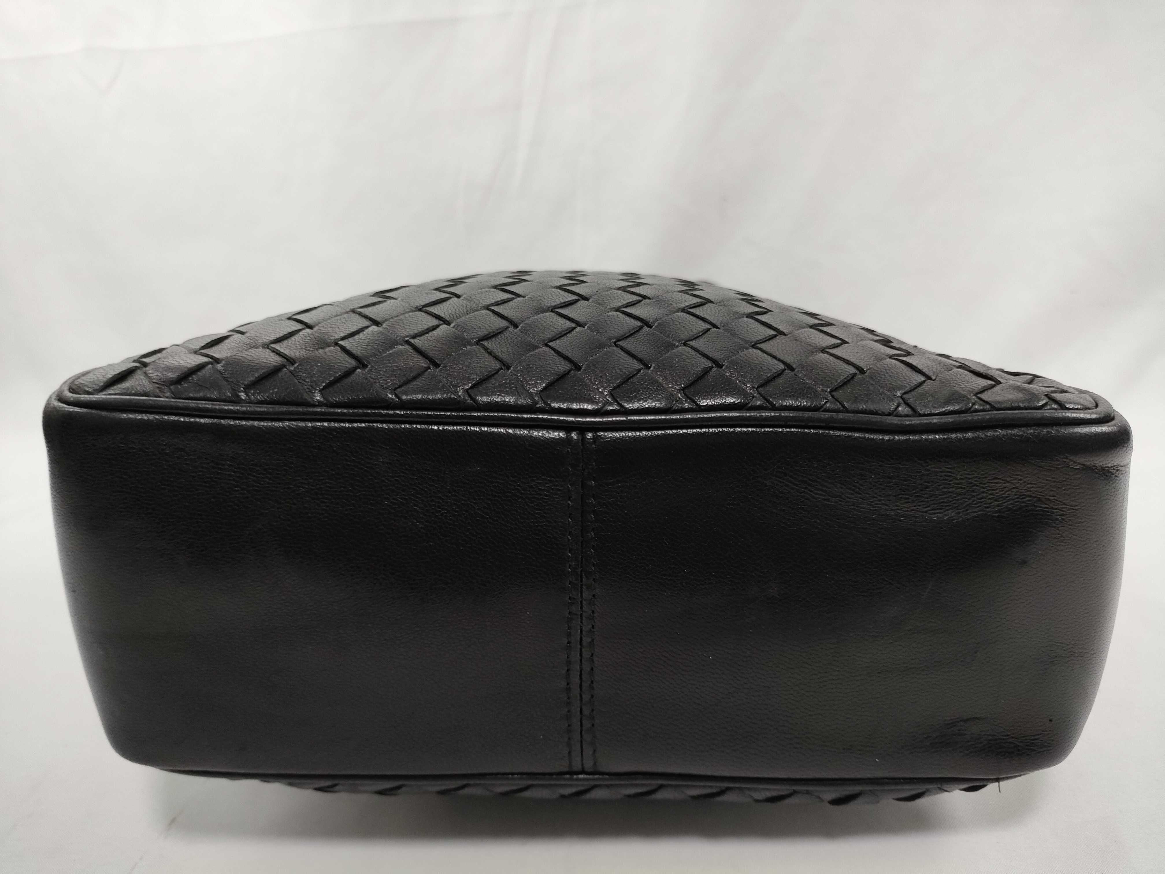 Intrecciato/Black Handbag — view 6