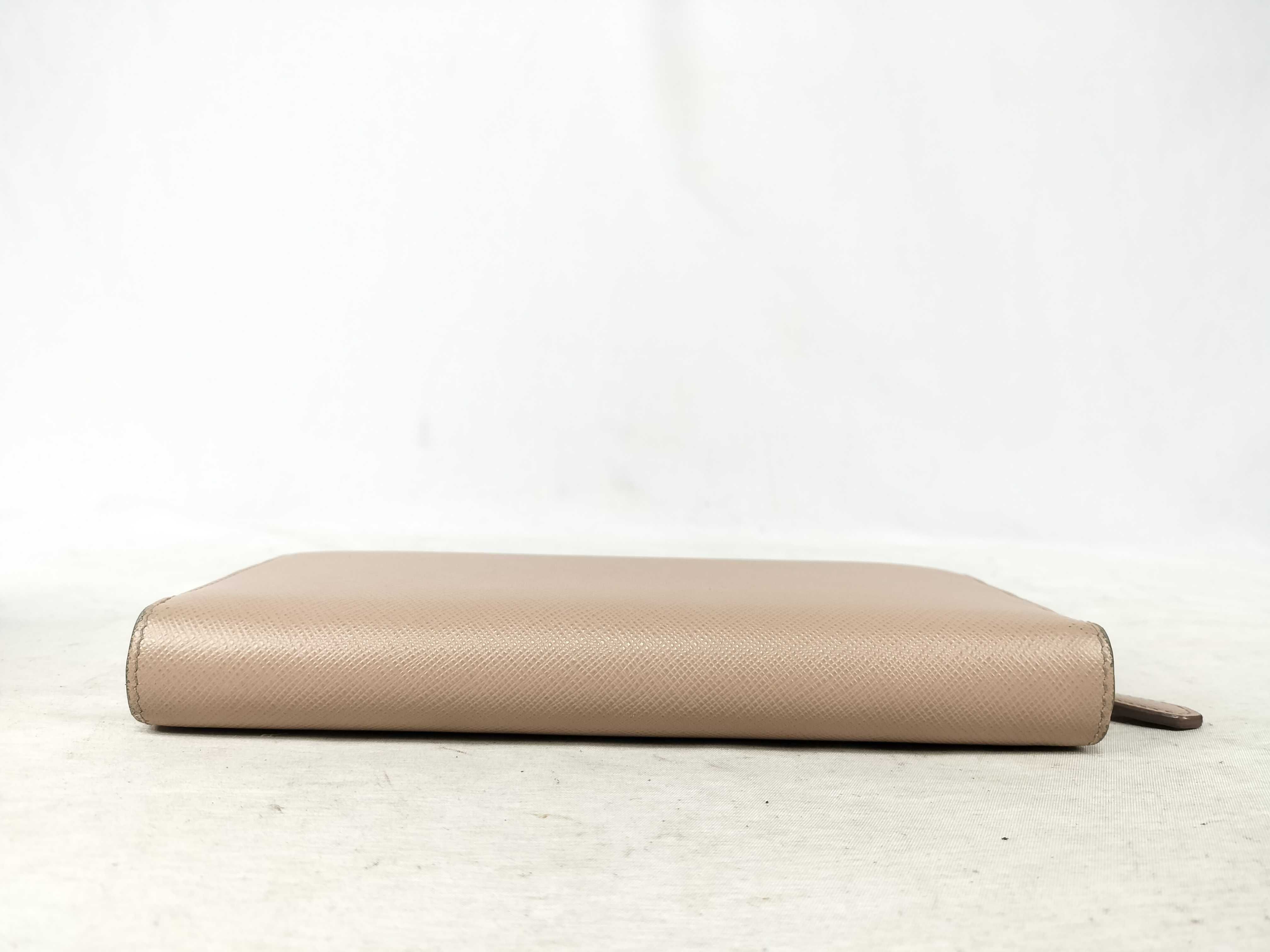 Saffiano Long Wallet — view 3