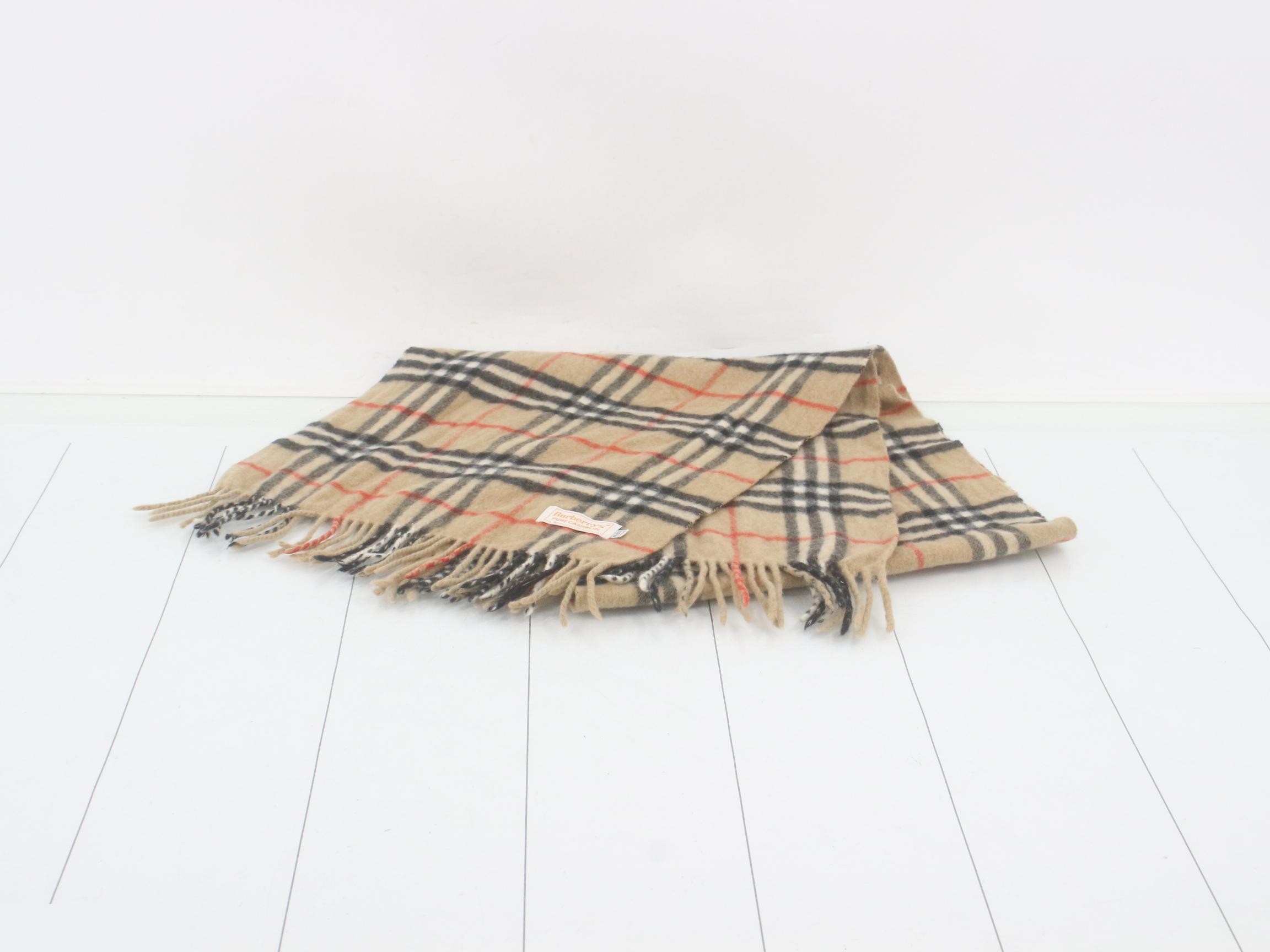 Other lines: Small items, accessories, and scarves — view 2