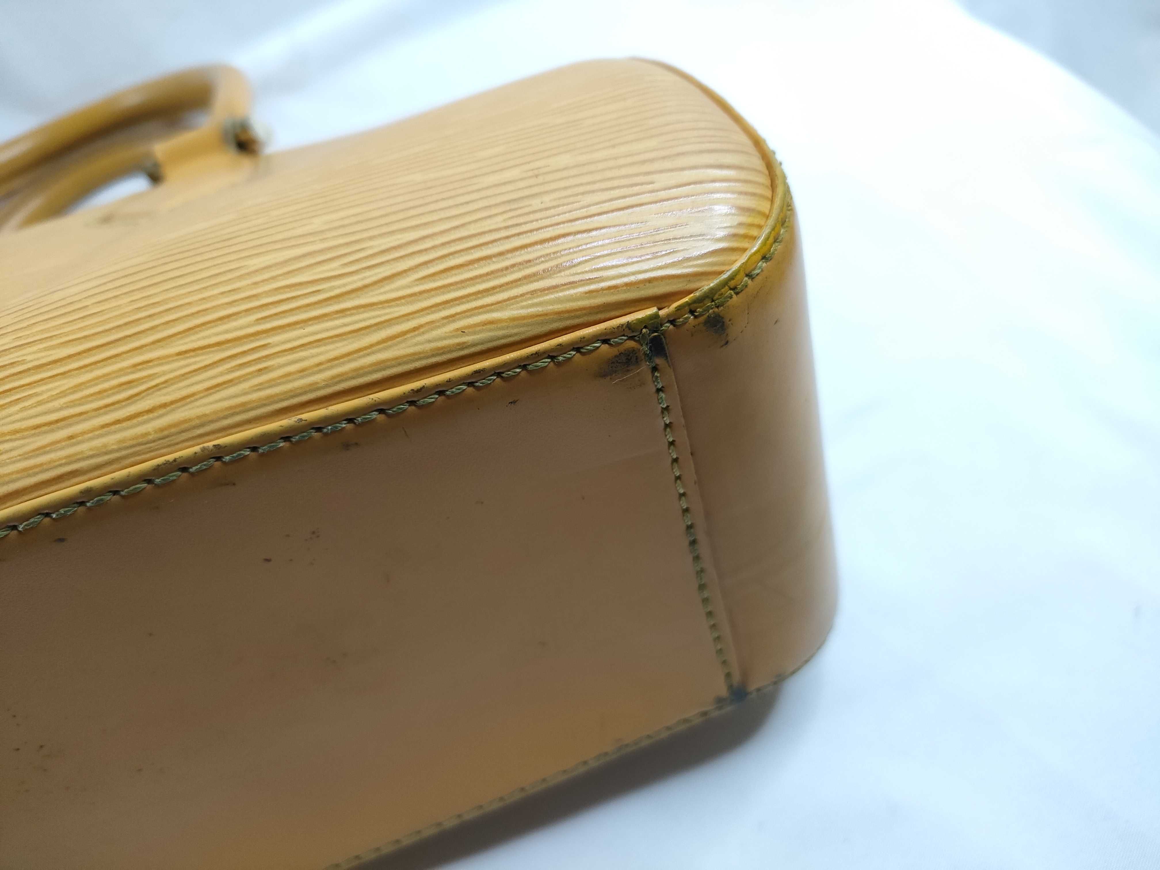 Epi Jasmine Epi Tassili Yellow Handbag — view 5