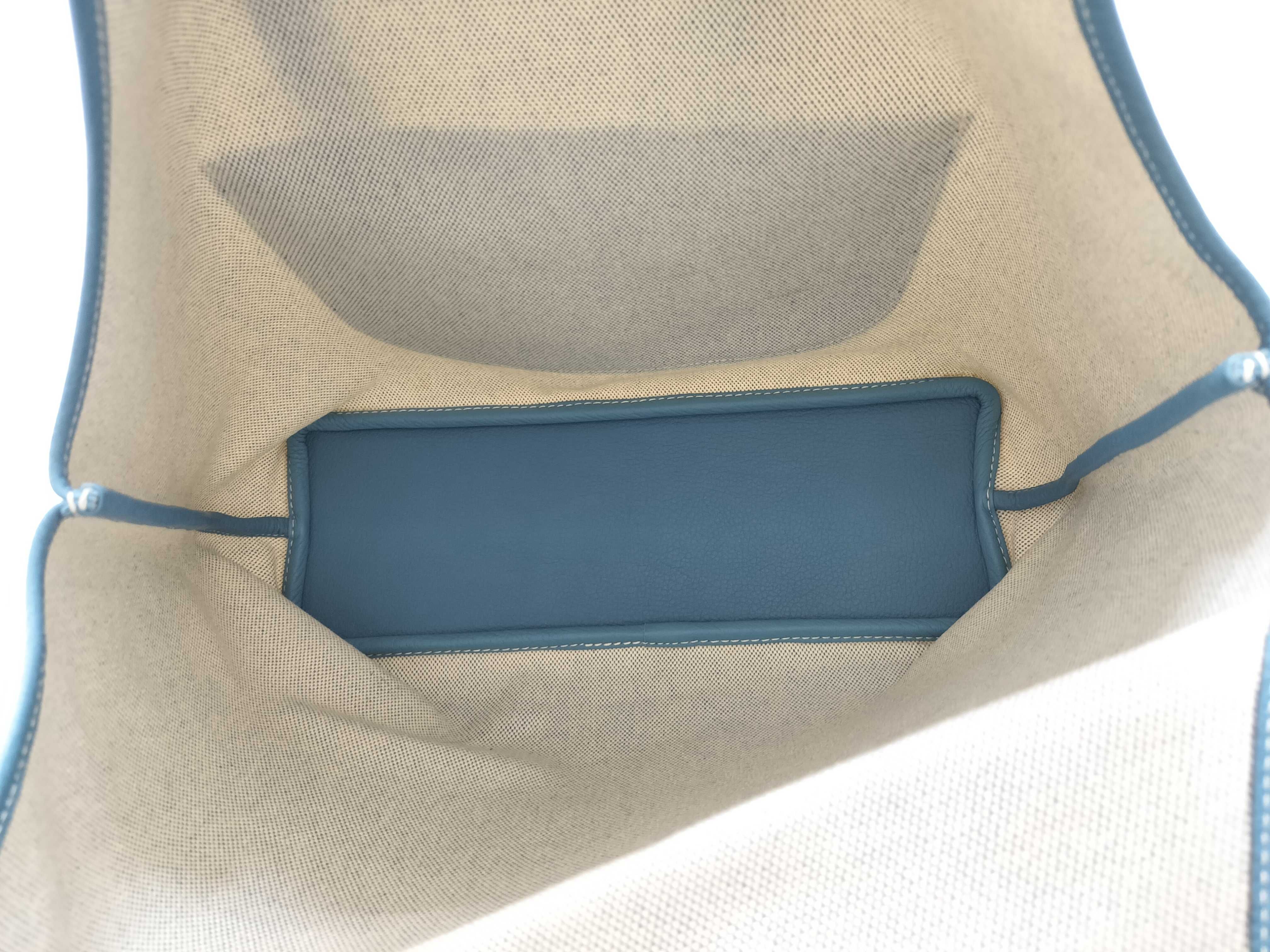 Jardinier PM Blue Jean Tote Bag — view 9