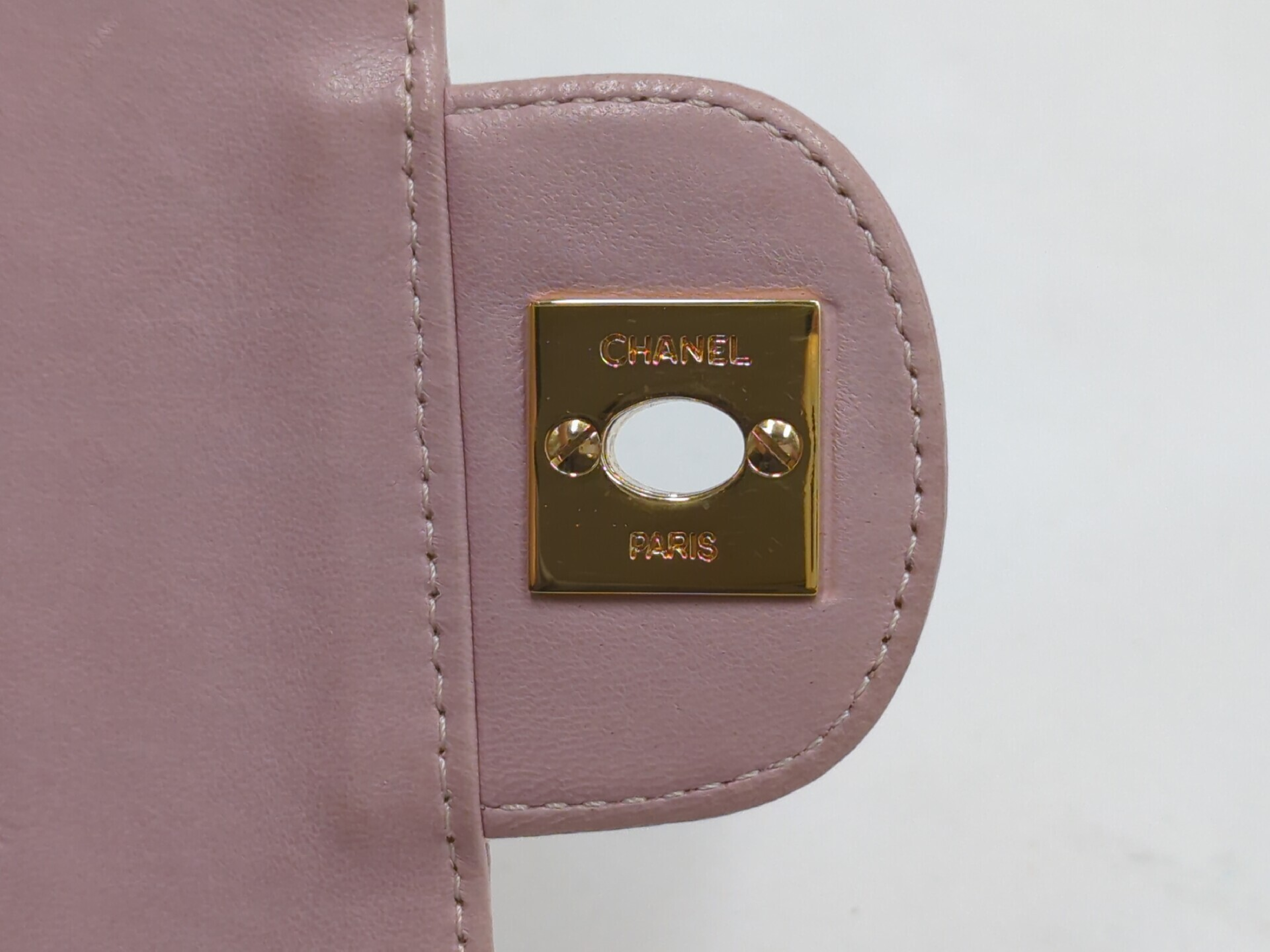 Chocolate Bar Single Chain Shoulder Bag, Pink, Gold Hardware, Series 7 — view 13