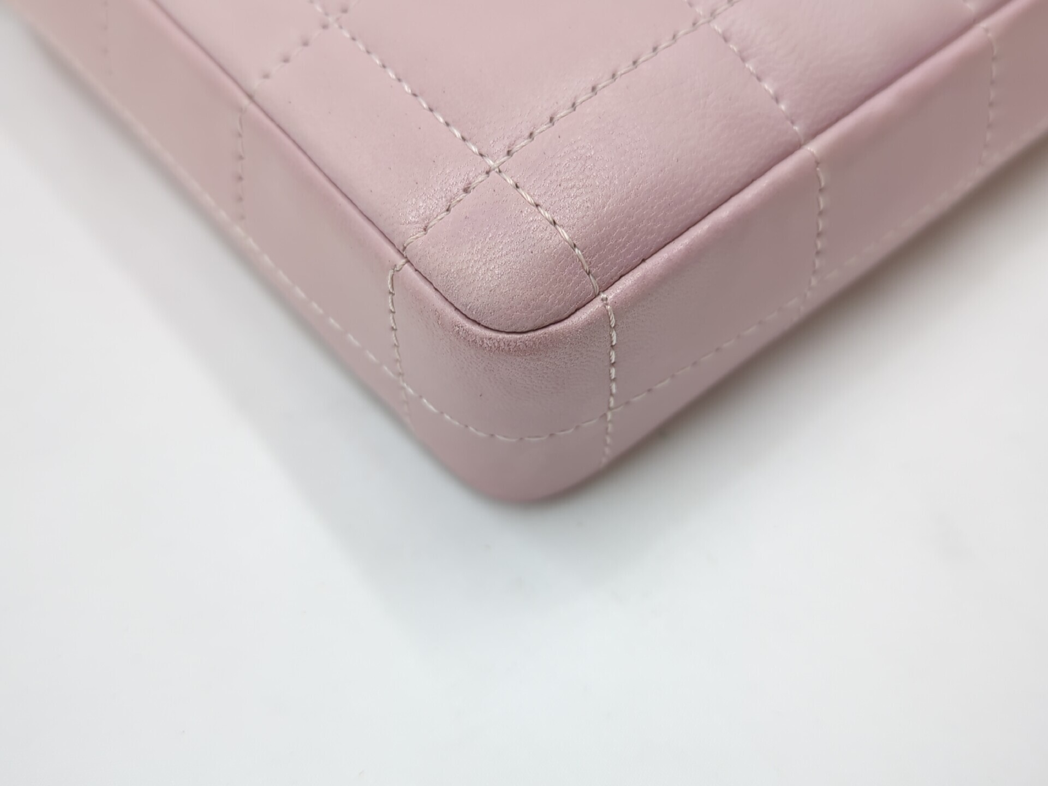 Chocolate Bar Single Chain Shoulder Bag, Pink, Gold Hardware, Series 7 — view 4