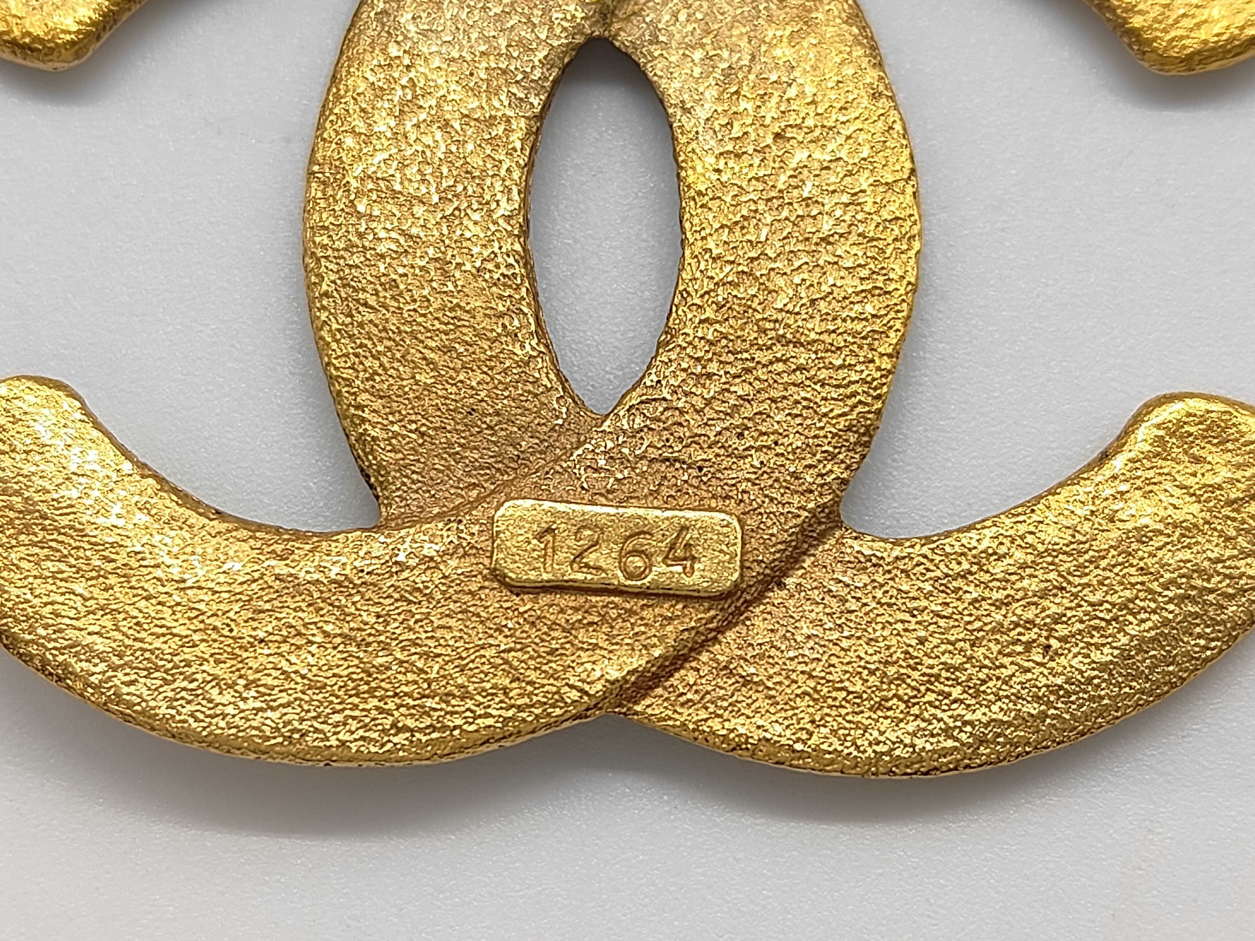 Brooch with Box, featuring six Coco Marks within a Coco Mark design. — view 5