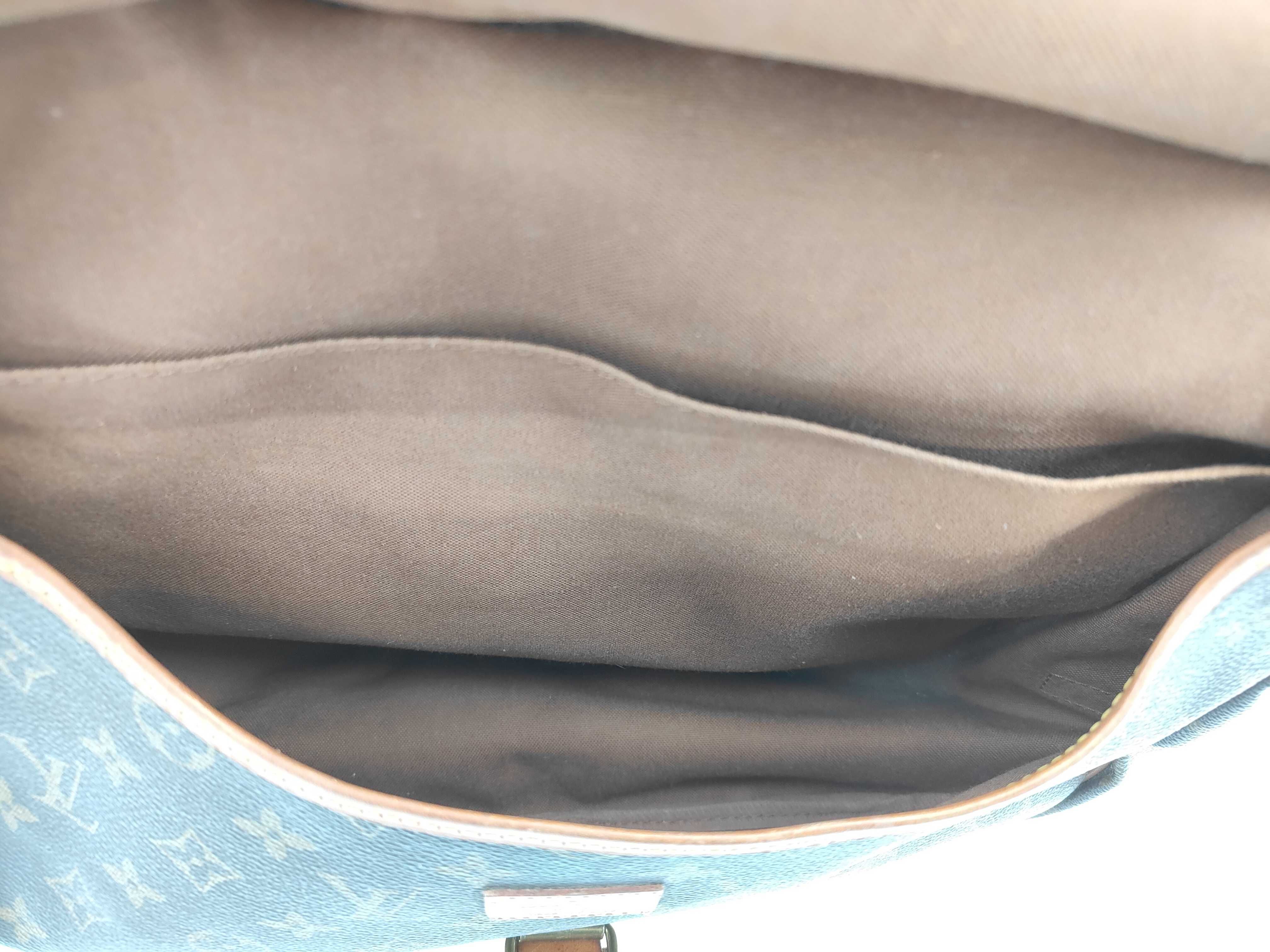 Saumur Shoulder Bag — view 8