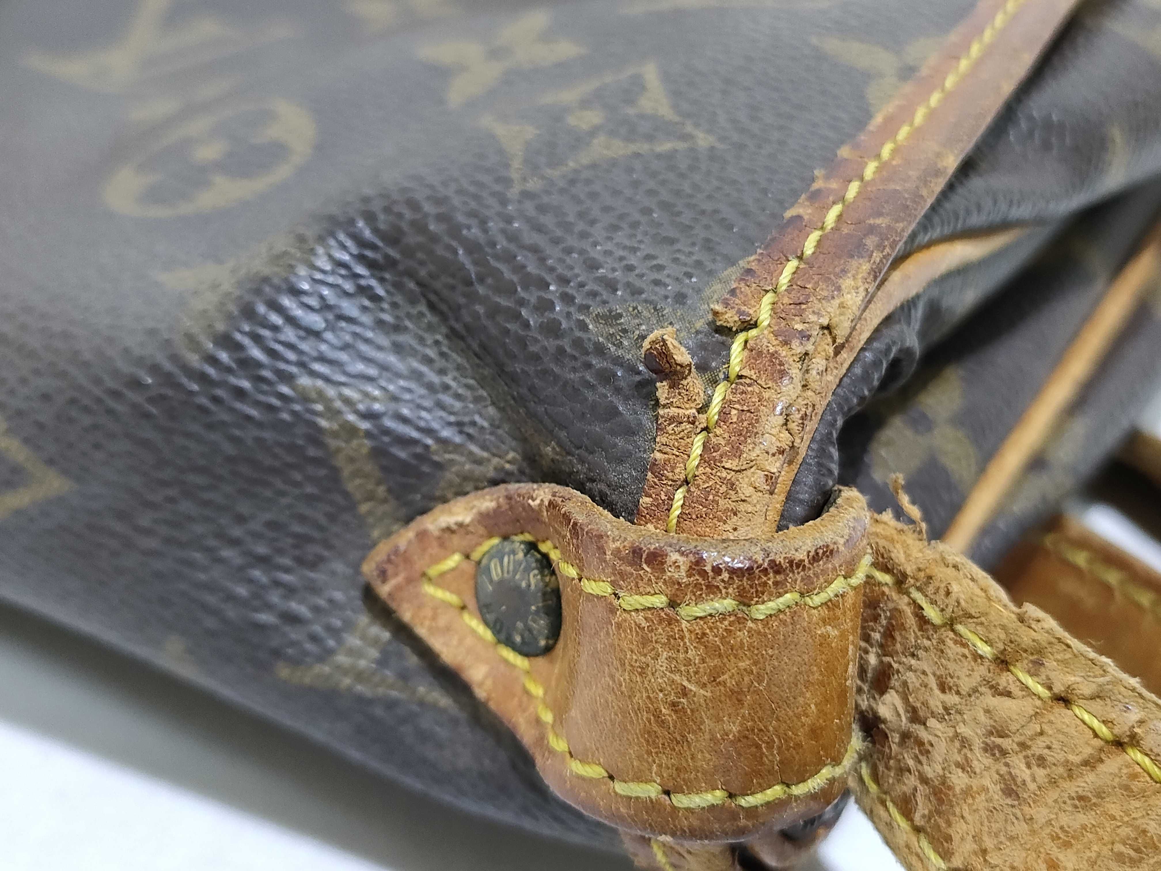 Monogram Louis Vuitton Monogram Saumur 35 Shoulder Bag — view 15