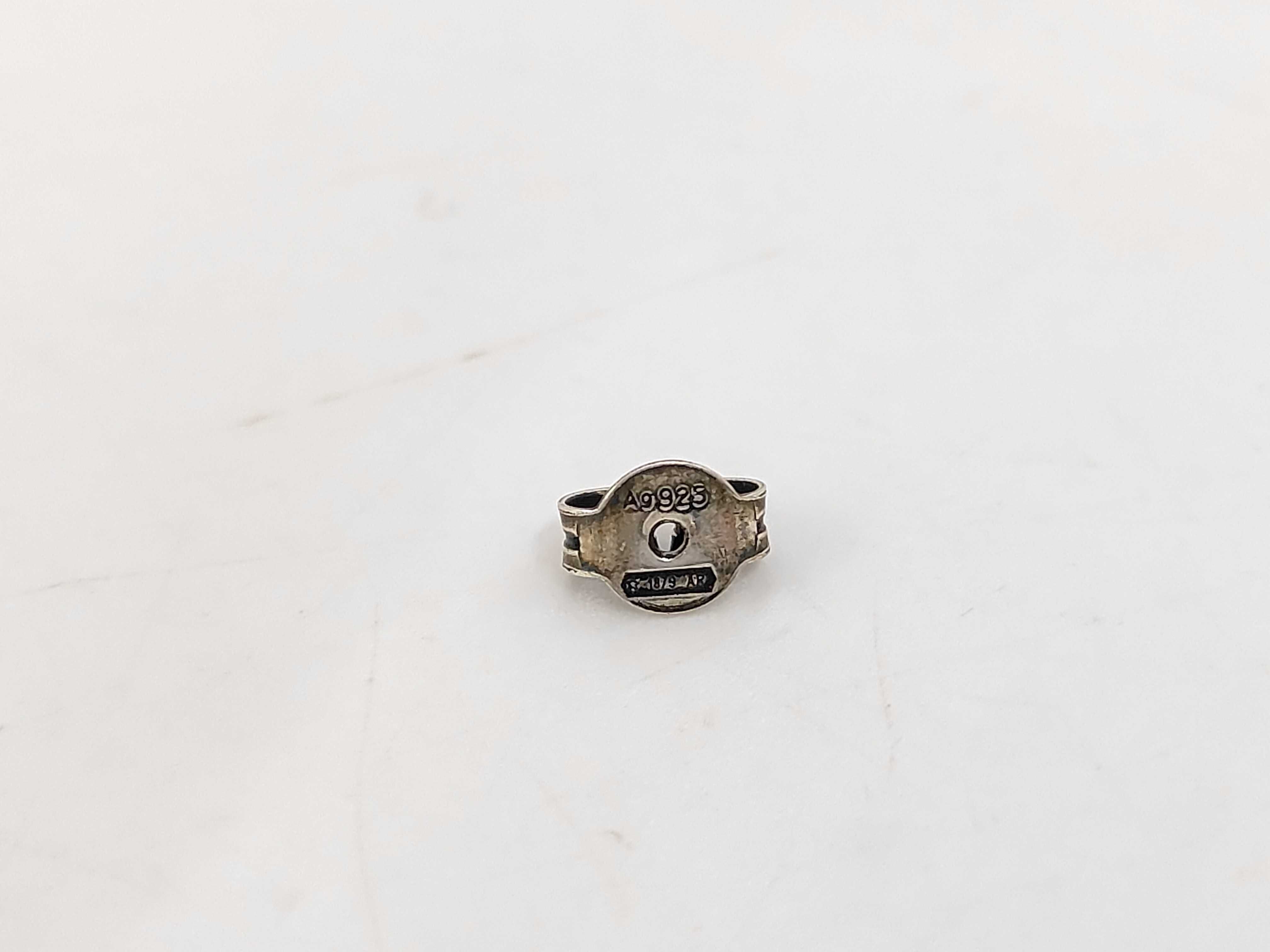 Interlocking Pe Earring (Single Earring) SV925 1.5cm — view 3