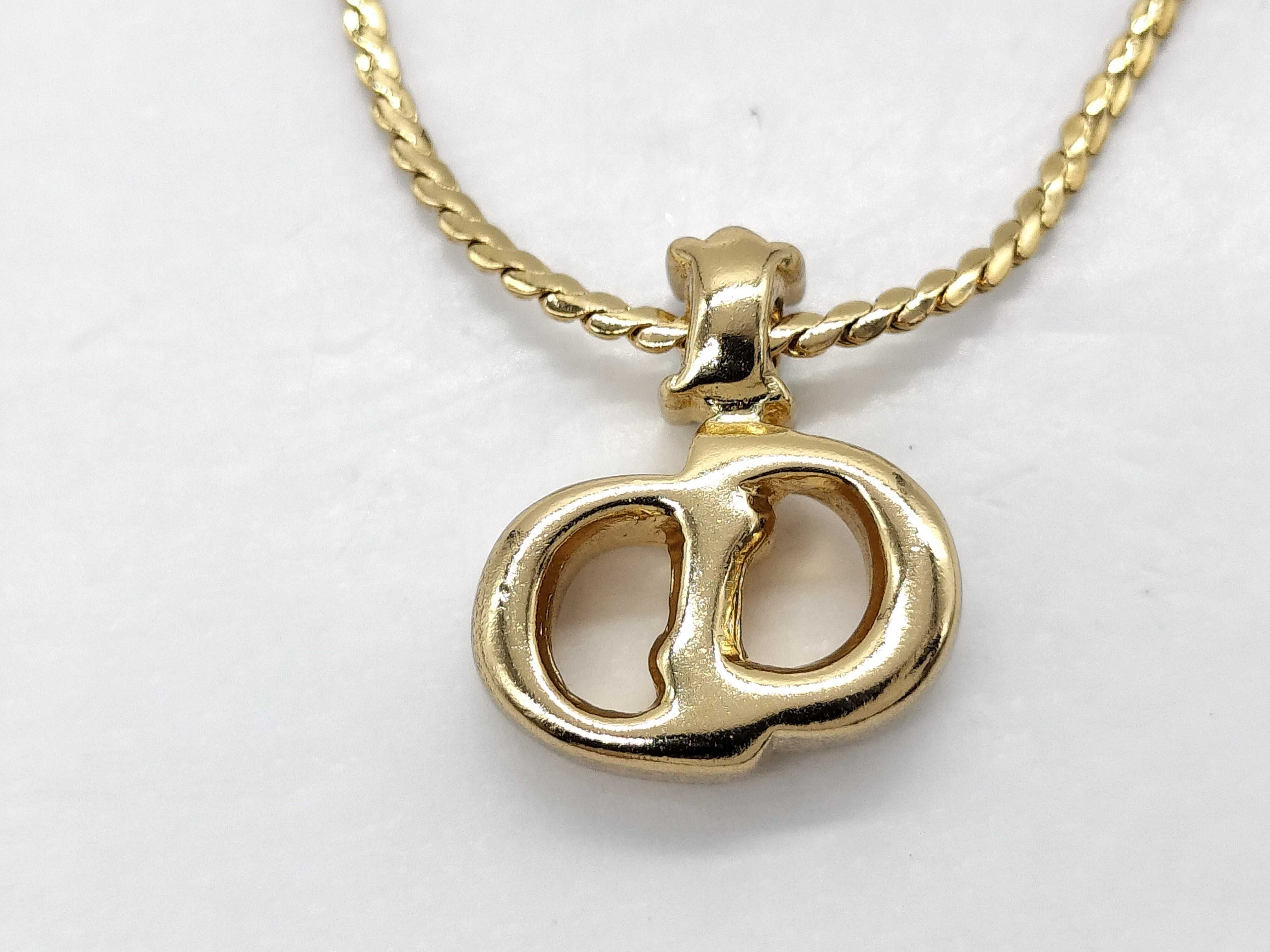 necklace — view 5