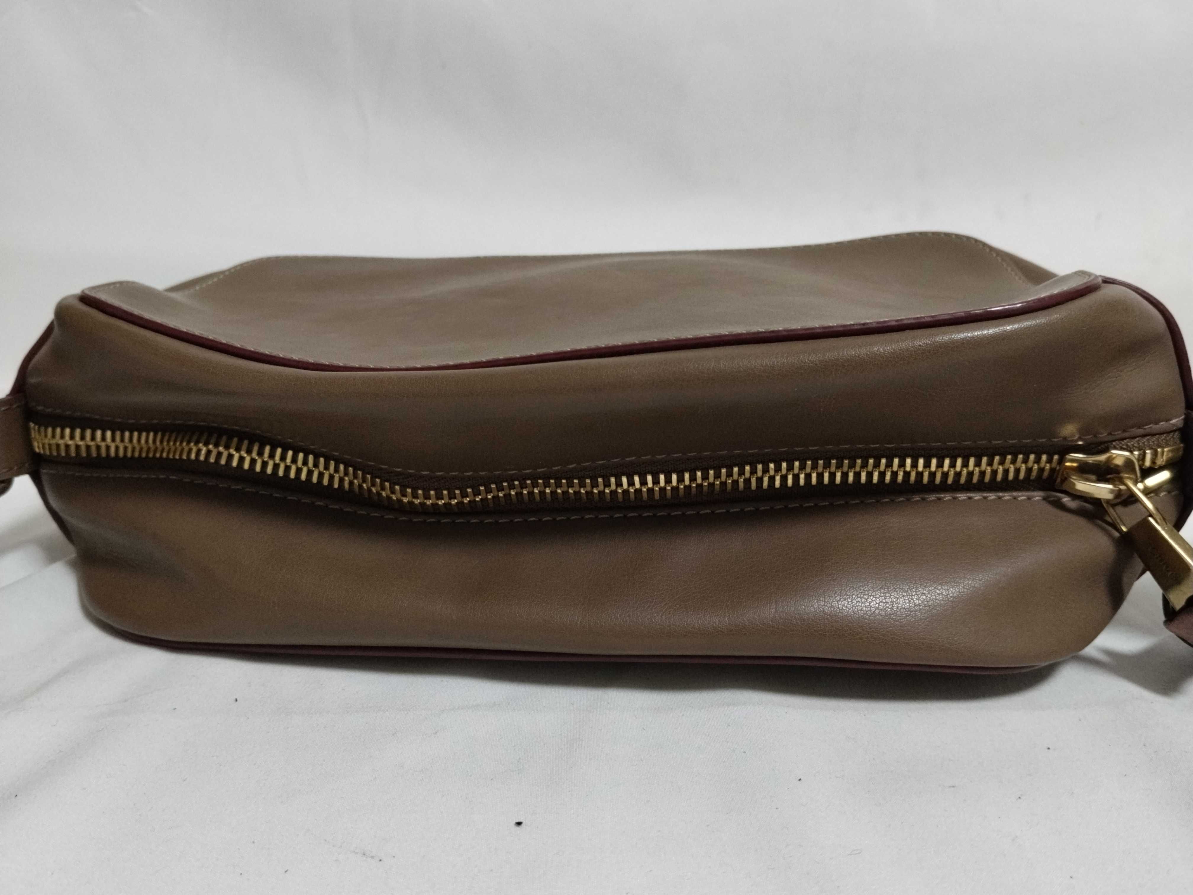 Sam Crossbody Leather Shoulder Bag — view 8