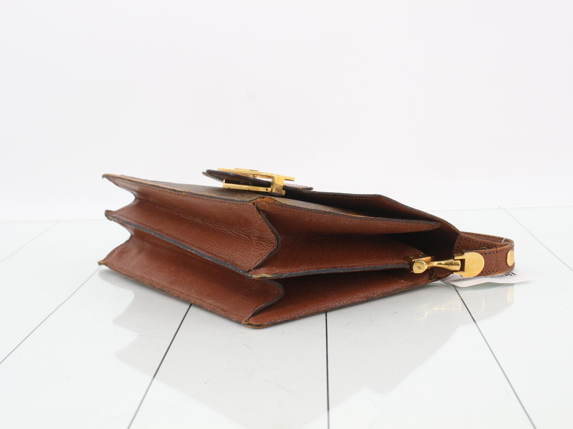 Sac Dauphine One-Shoulder Bag — view 6